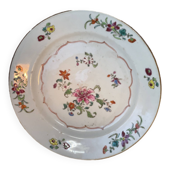 Assiette en porcelaine compagnie des Indes