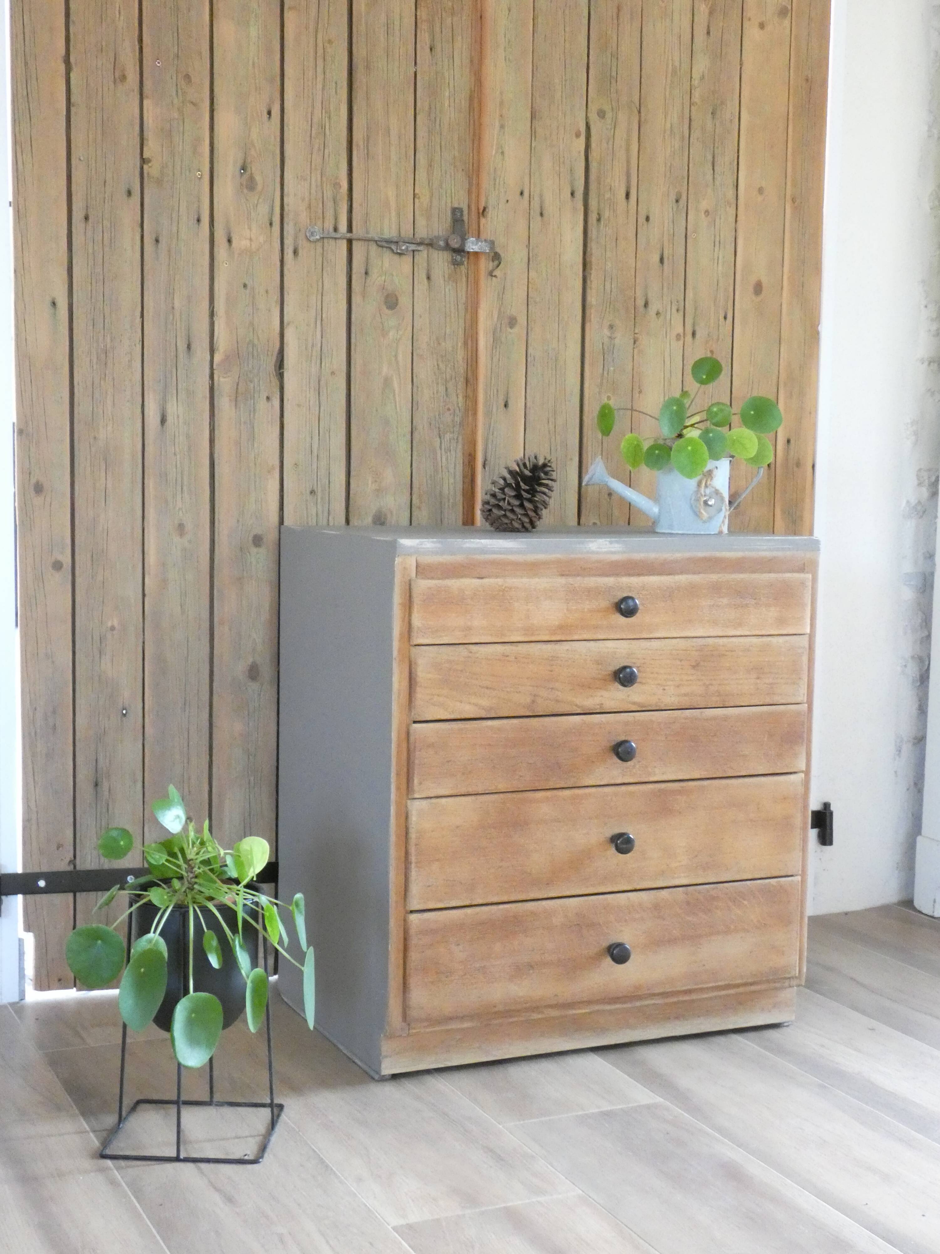 Commode en bois