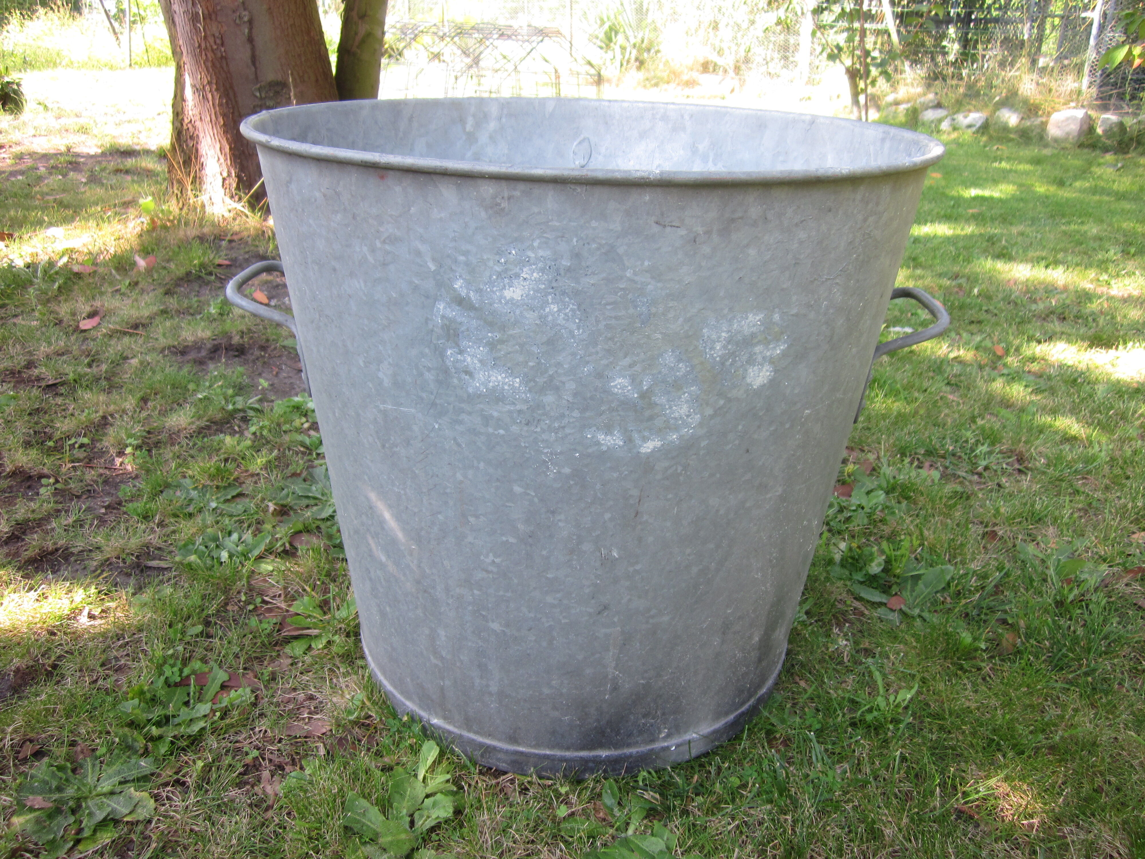 Zinc basin