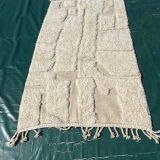 Handmade traditional wool rug size 2/3 m