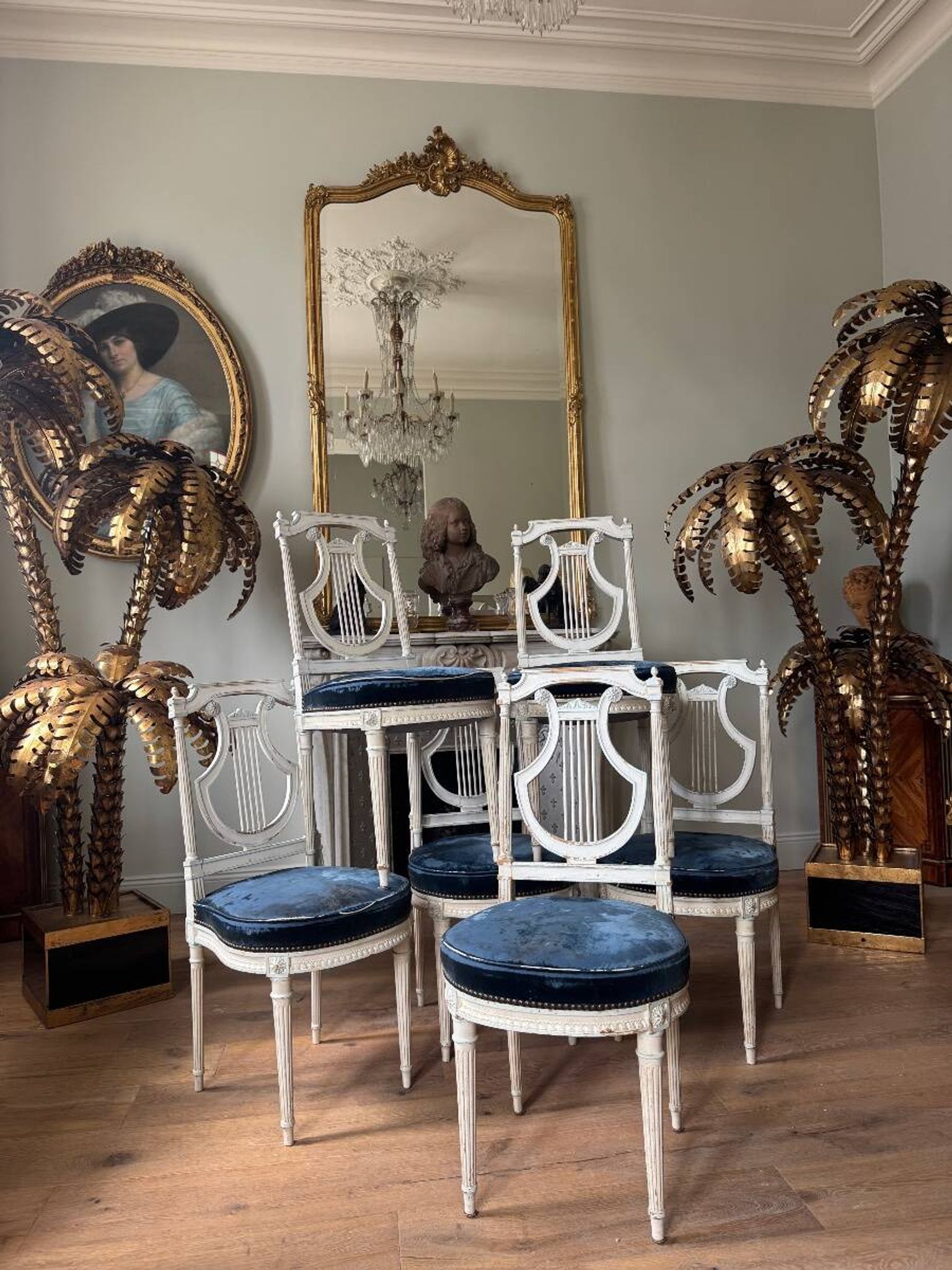 Set of 6 lyre chairs from the Napoleonic III period in painted wood in the Louis XVI style.