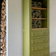 Meuble de rangement vintage en bois vert