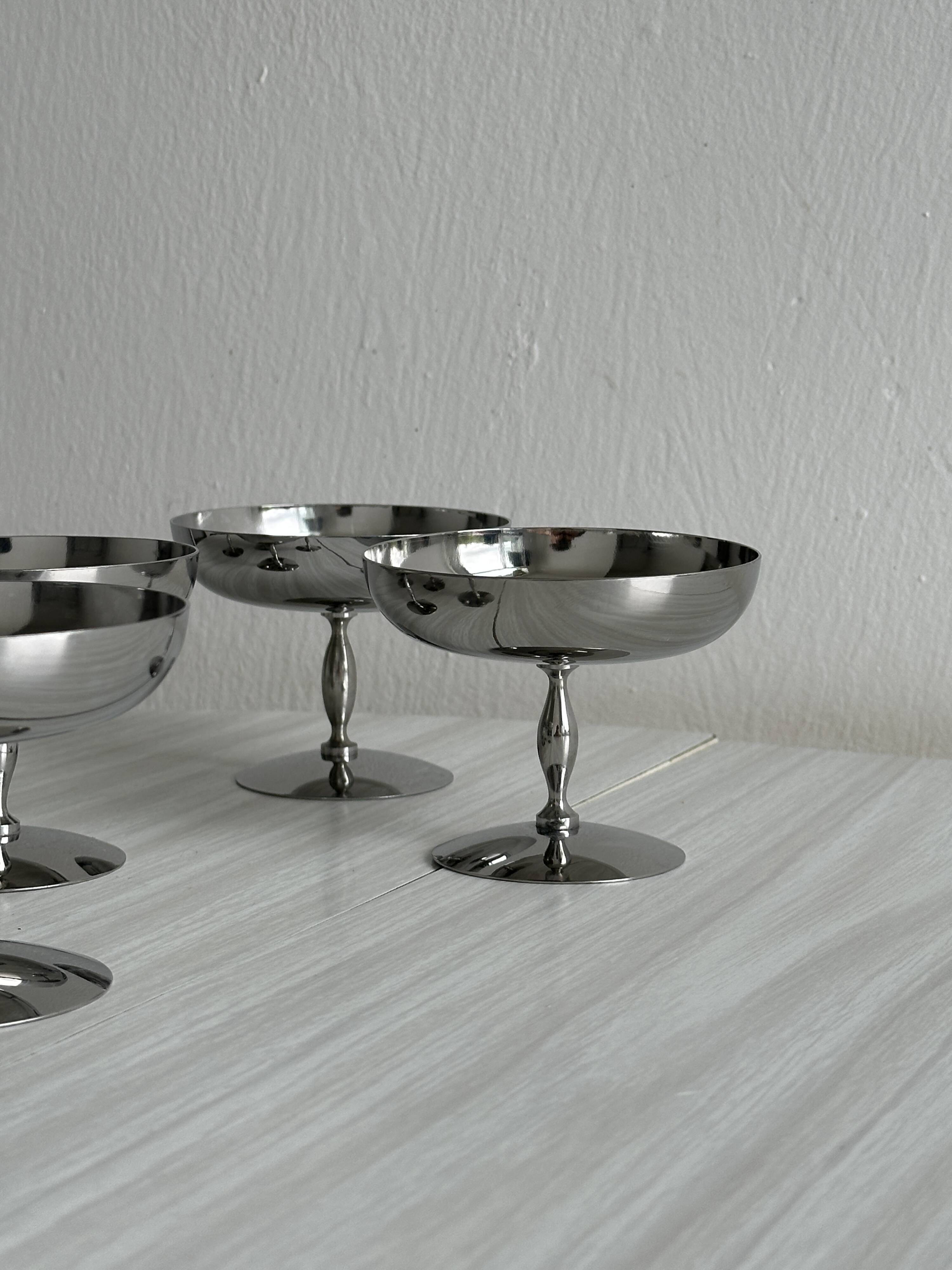 6 matte stainless steel footed bowls