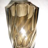 Vase en verre fumé foncé vintage