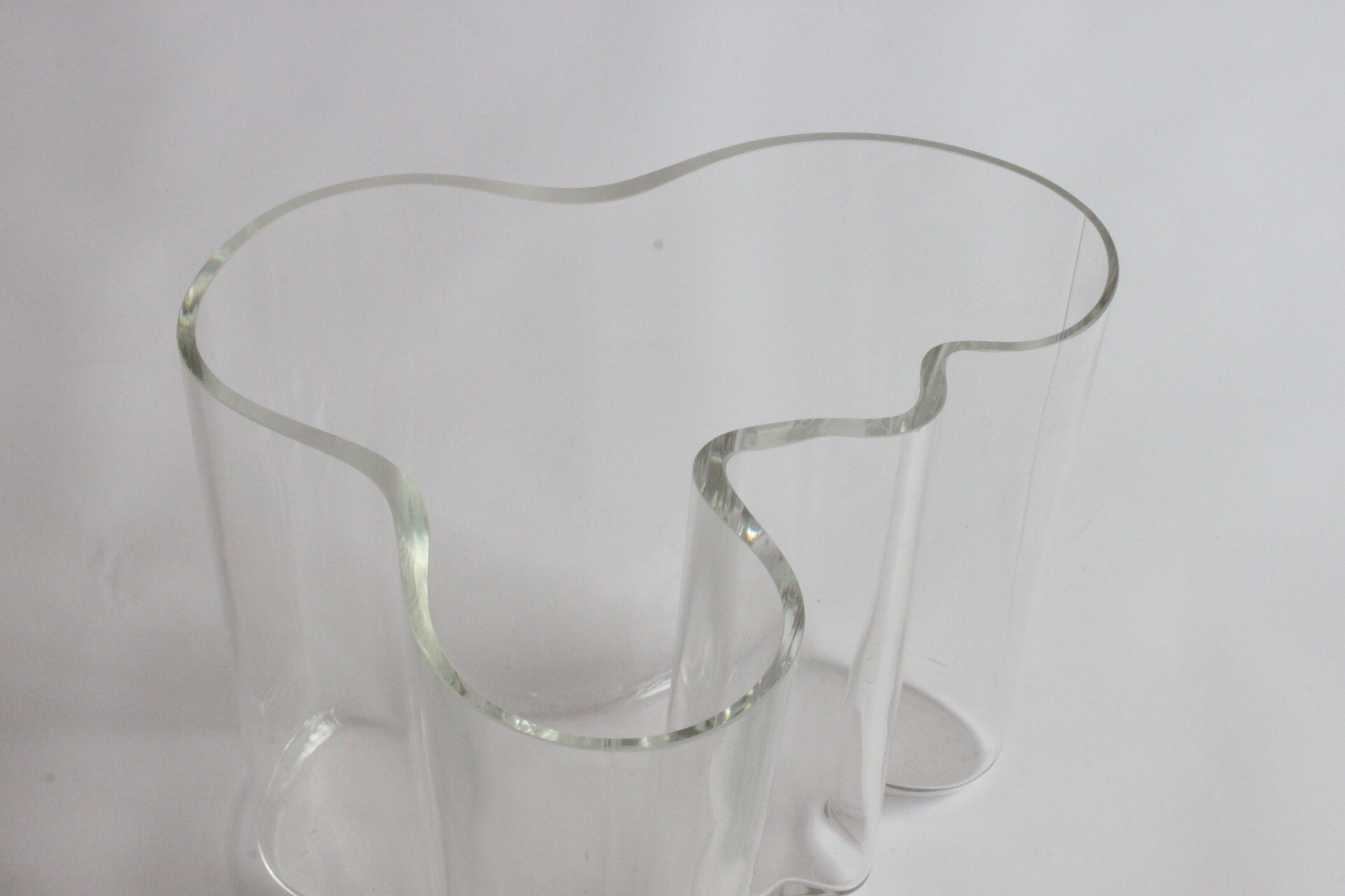 Savoy vase by Alvar Aalto for Iitalla Finland