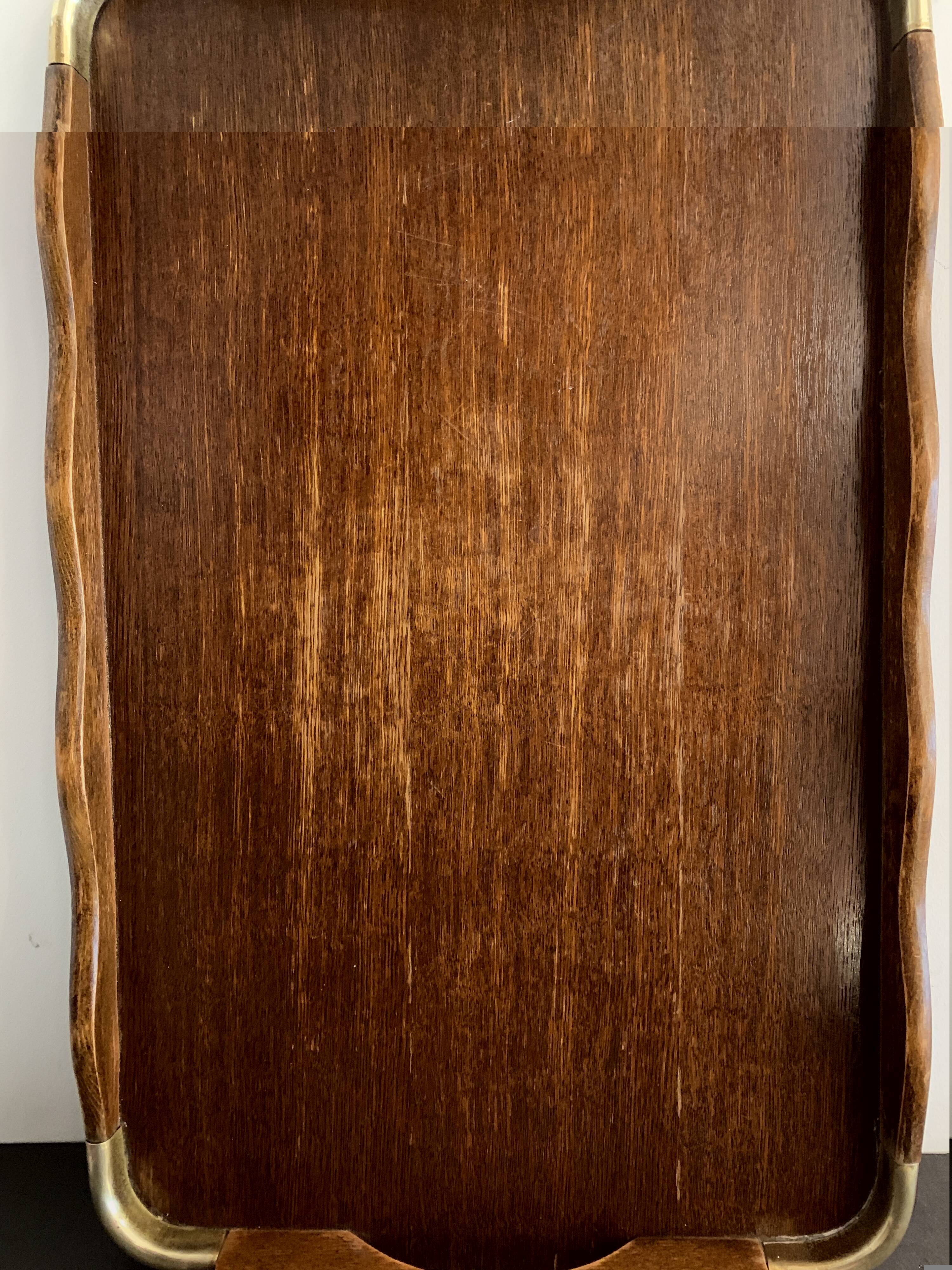 Plateau de service ancien en bois et laiton 61 x 38 cm