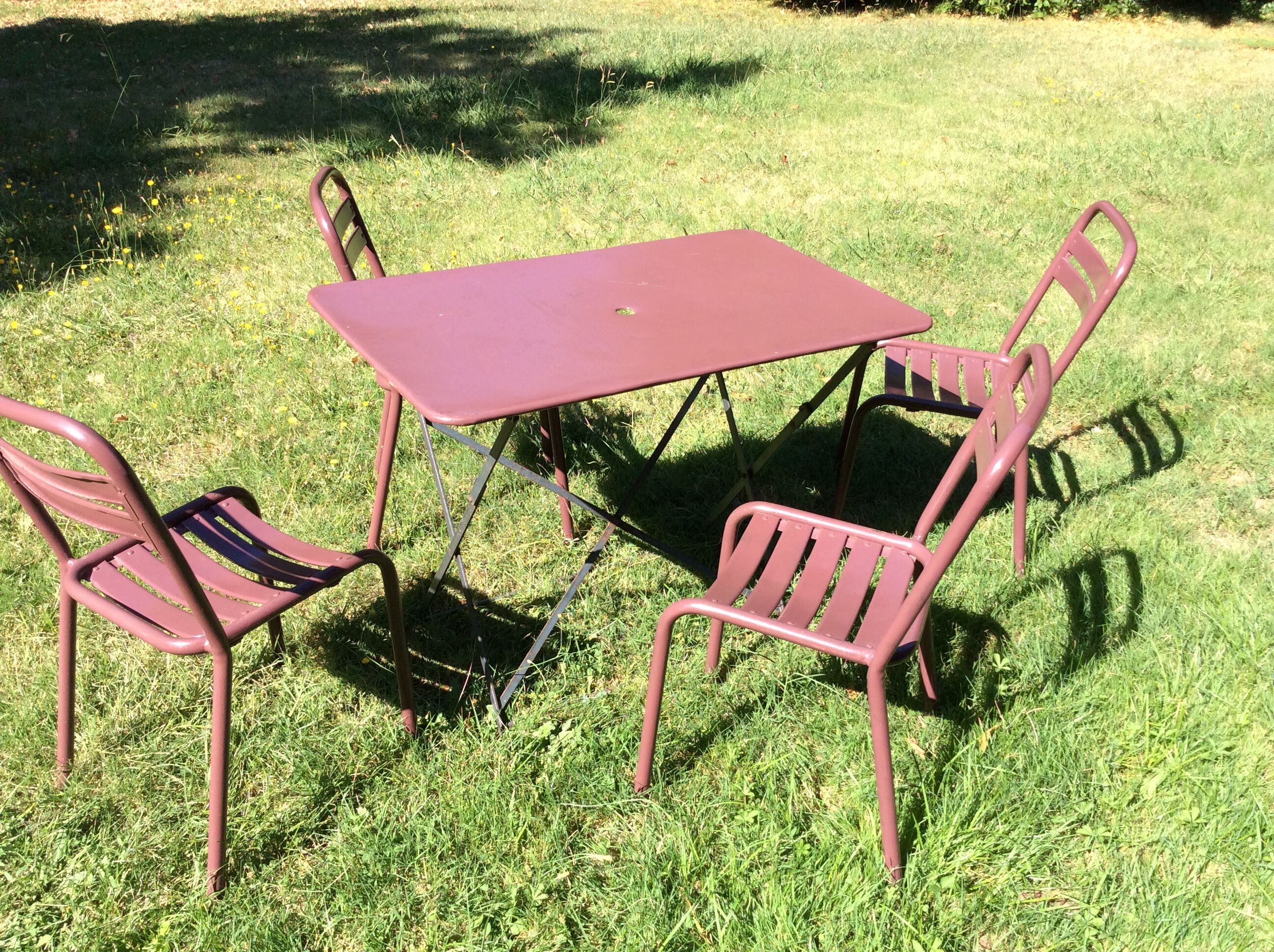 Série de 4 chaises en métal