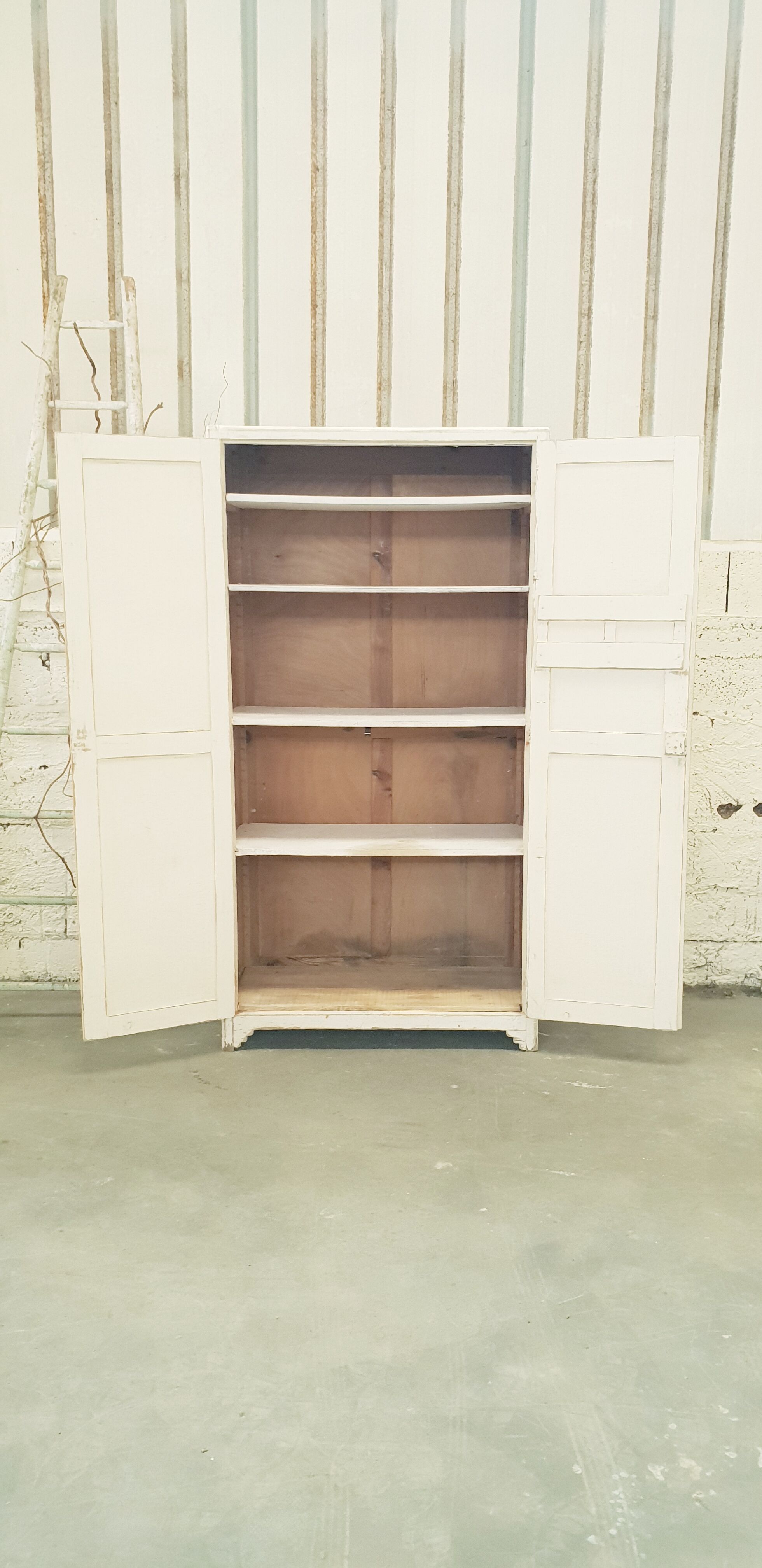 Vintage parisian cabinet