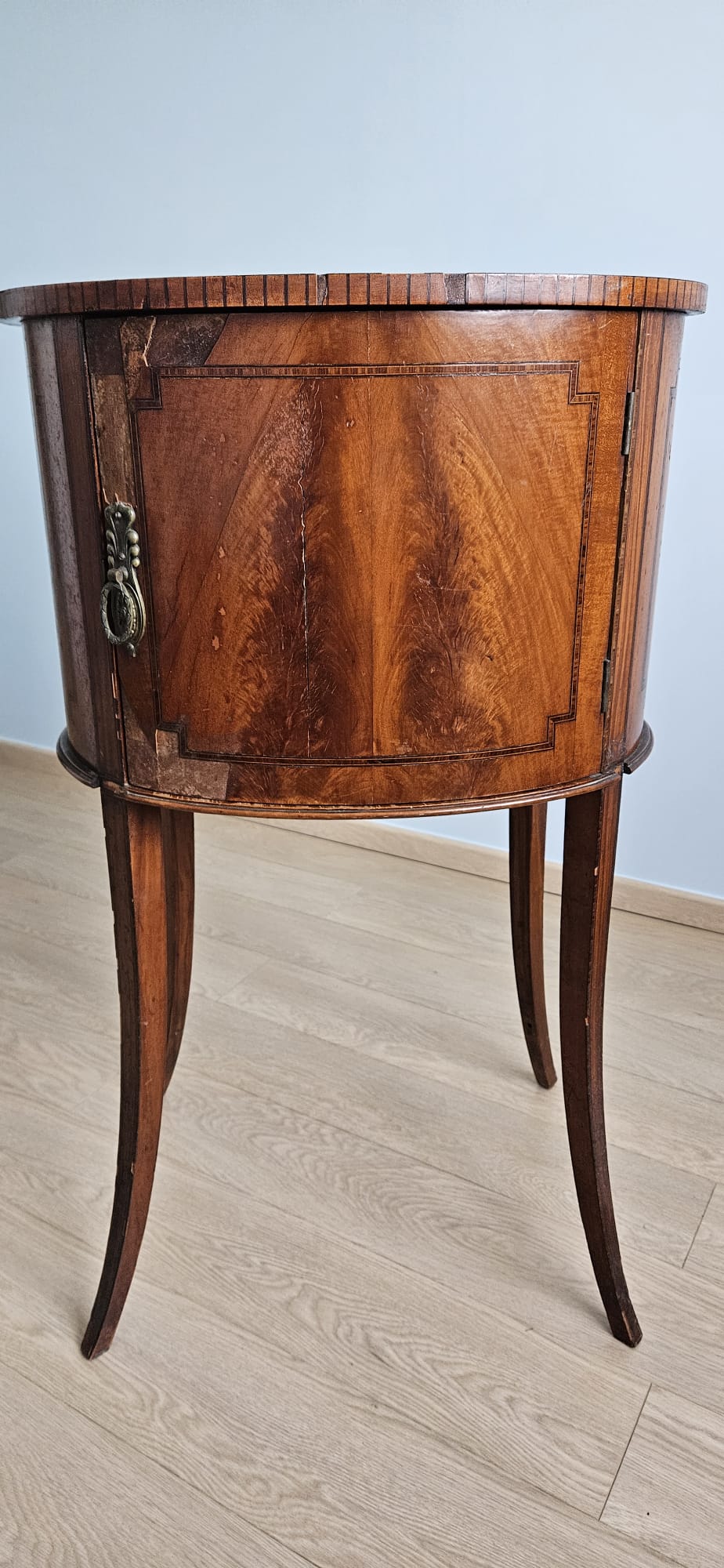 Small piece of furniture