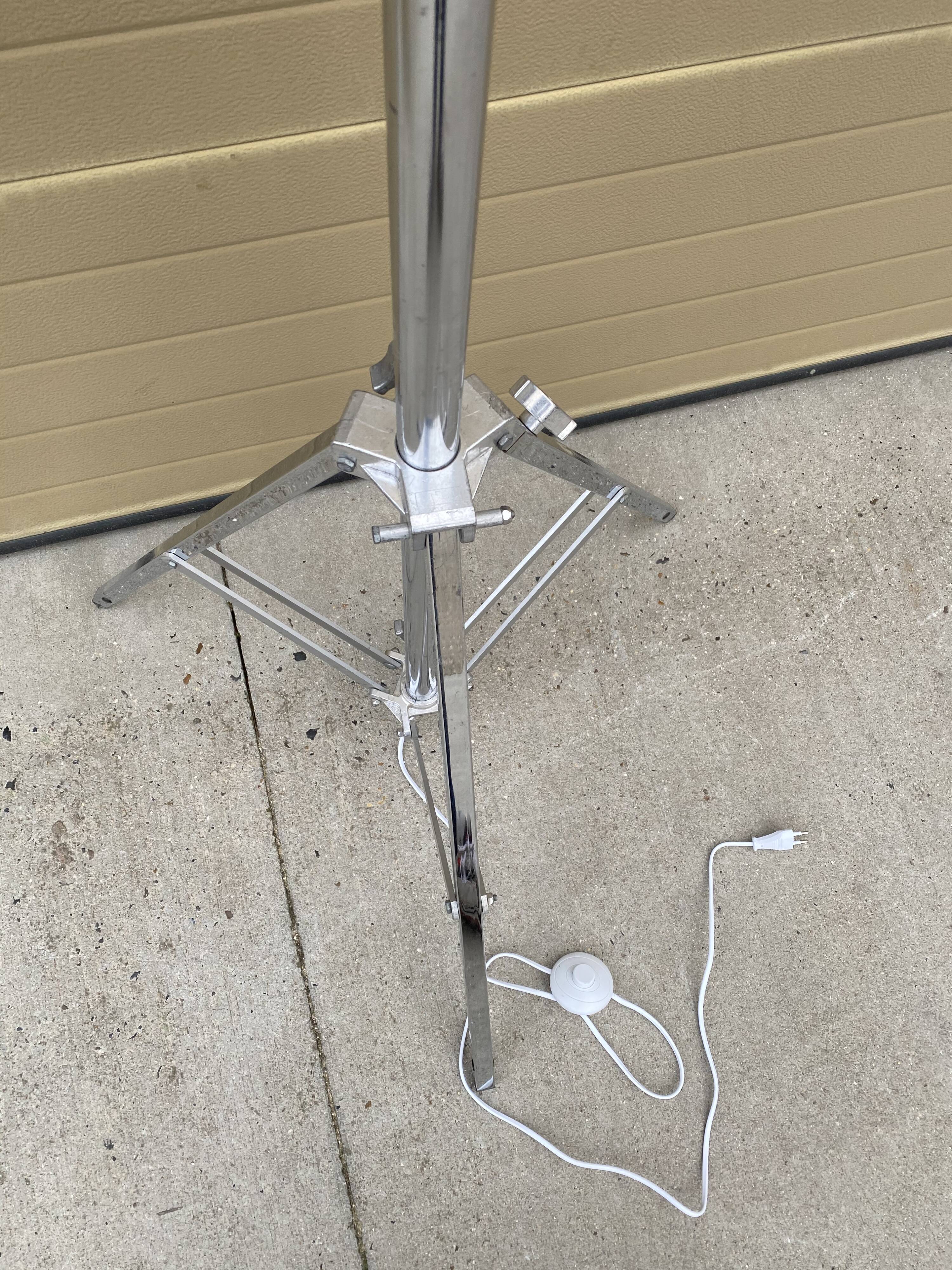 Lamppost on metal feet