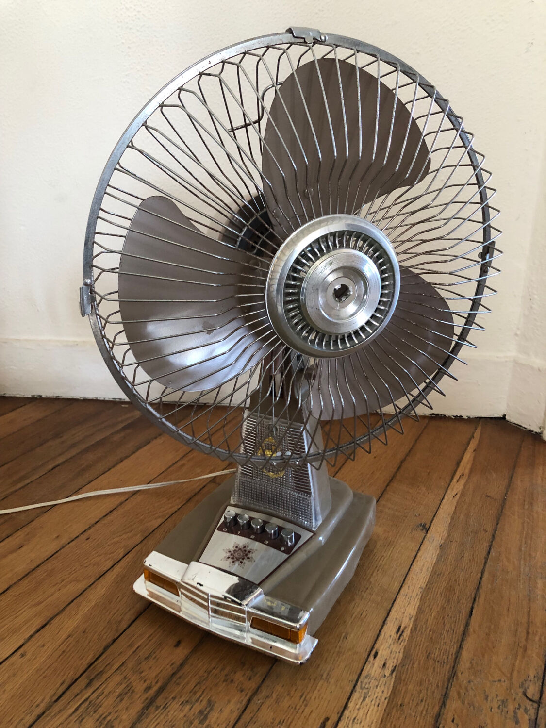 Vintage Mercedez fan