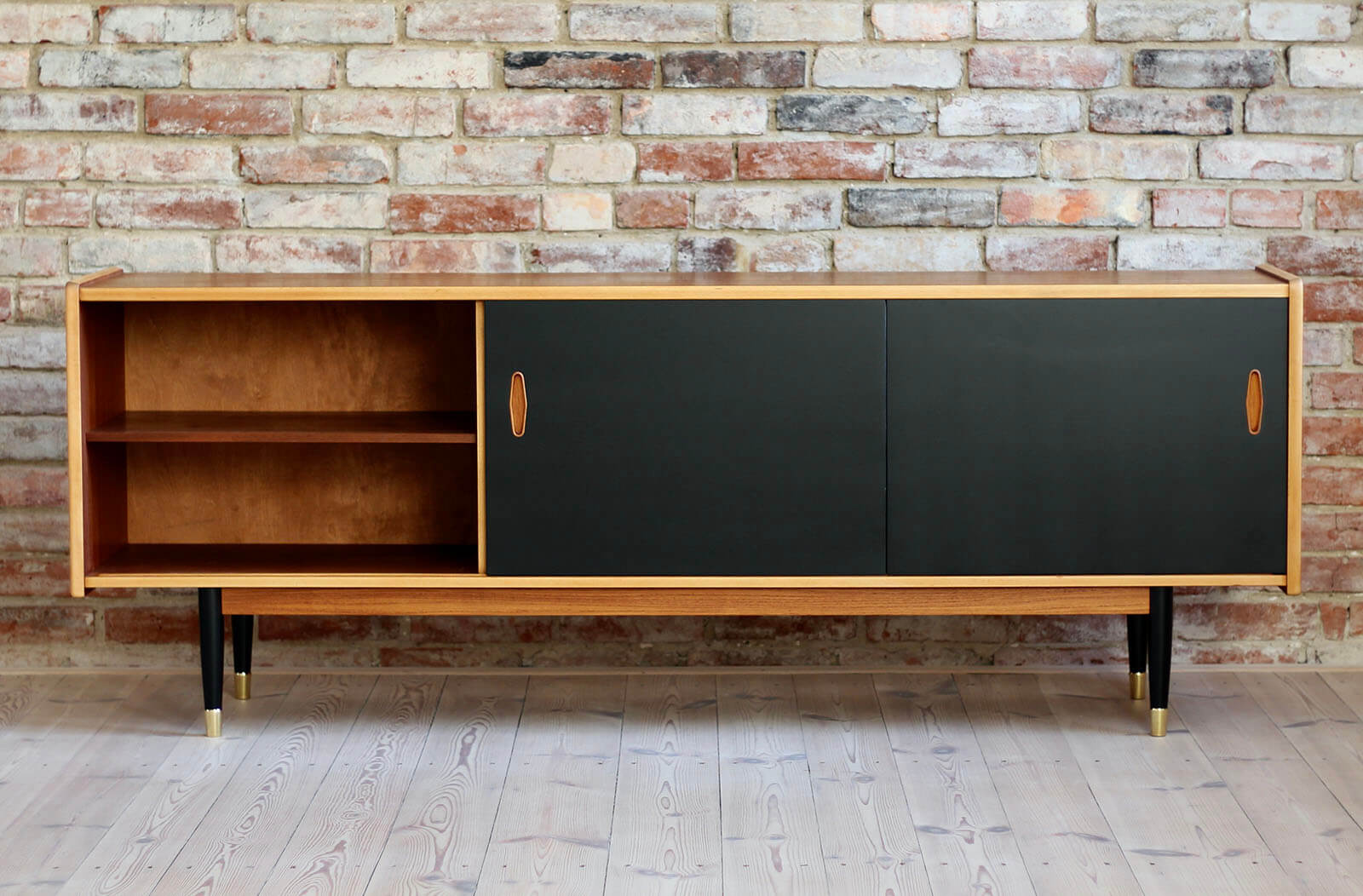 Enfilade de Nils Jonsson pour Hugo Troeds, 1960