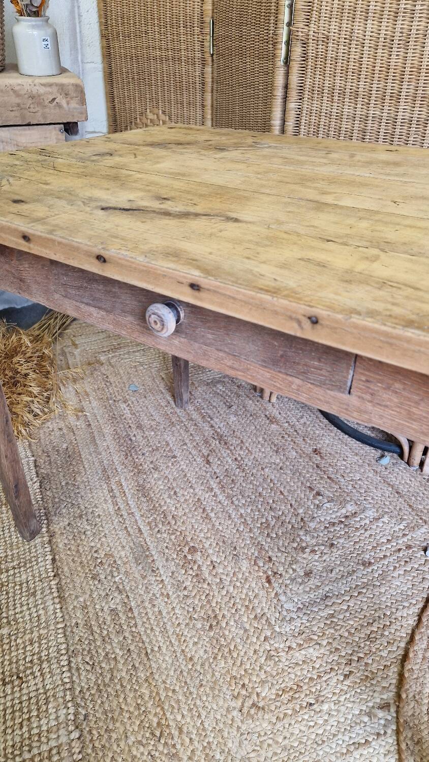 Farmhouse table