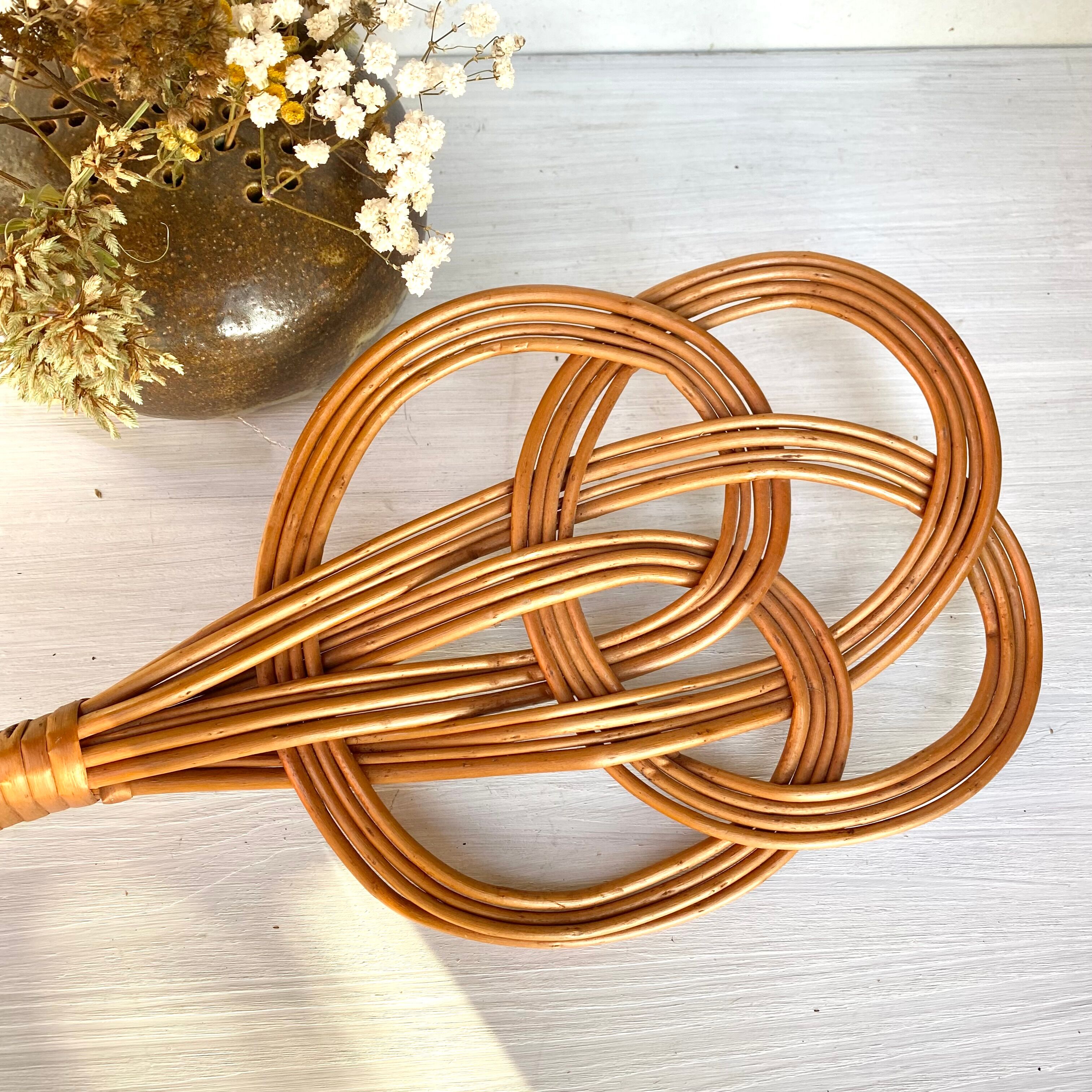 Wicker carpet beater