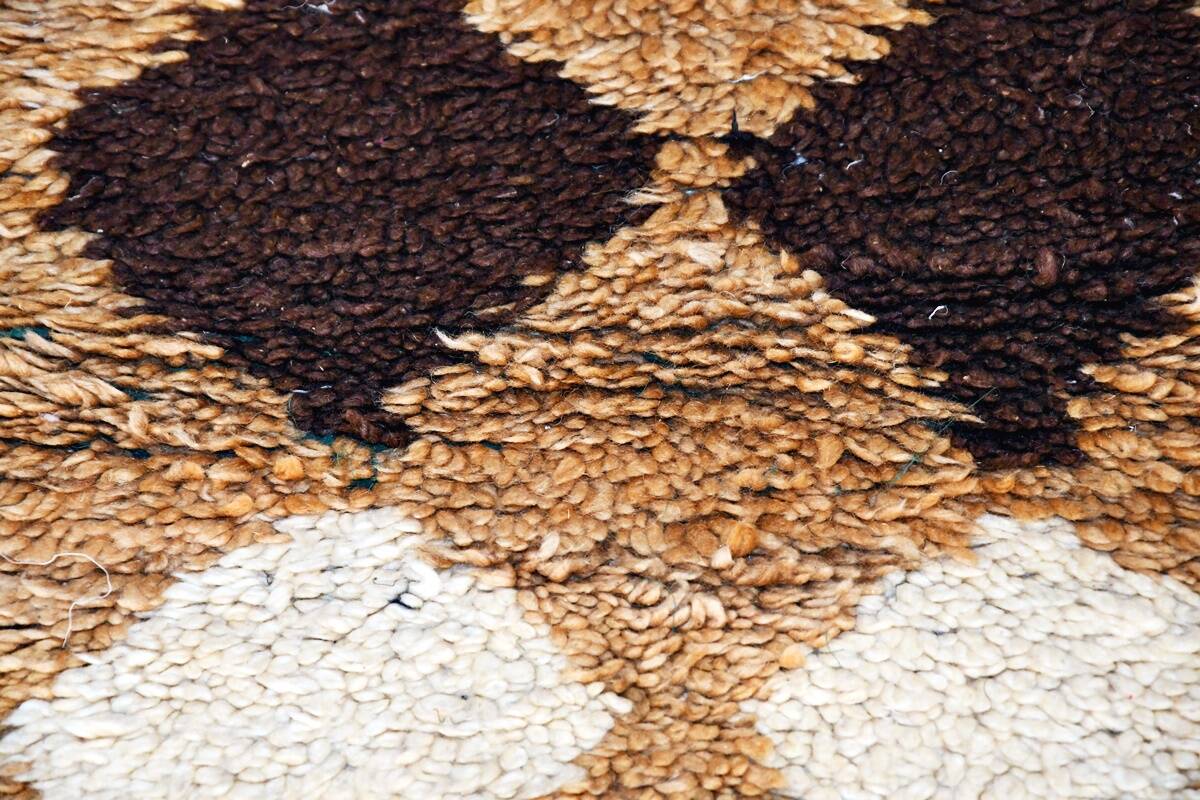 Vintage Moroccan Berber Boujaad rug 343 x 77 cm