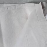 Tt monogrammed country tablecloth in red