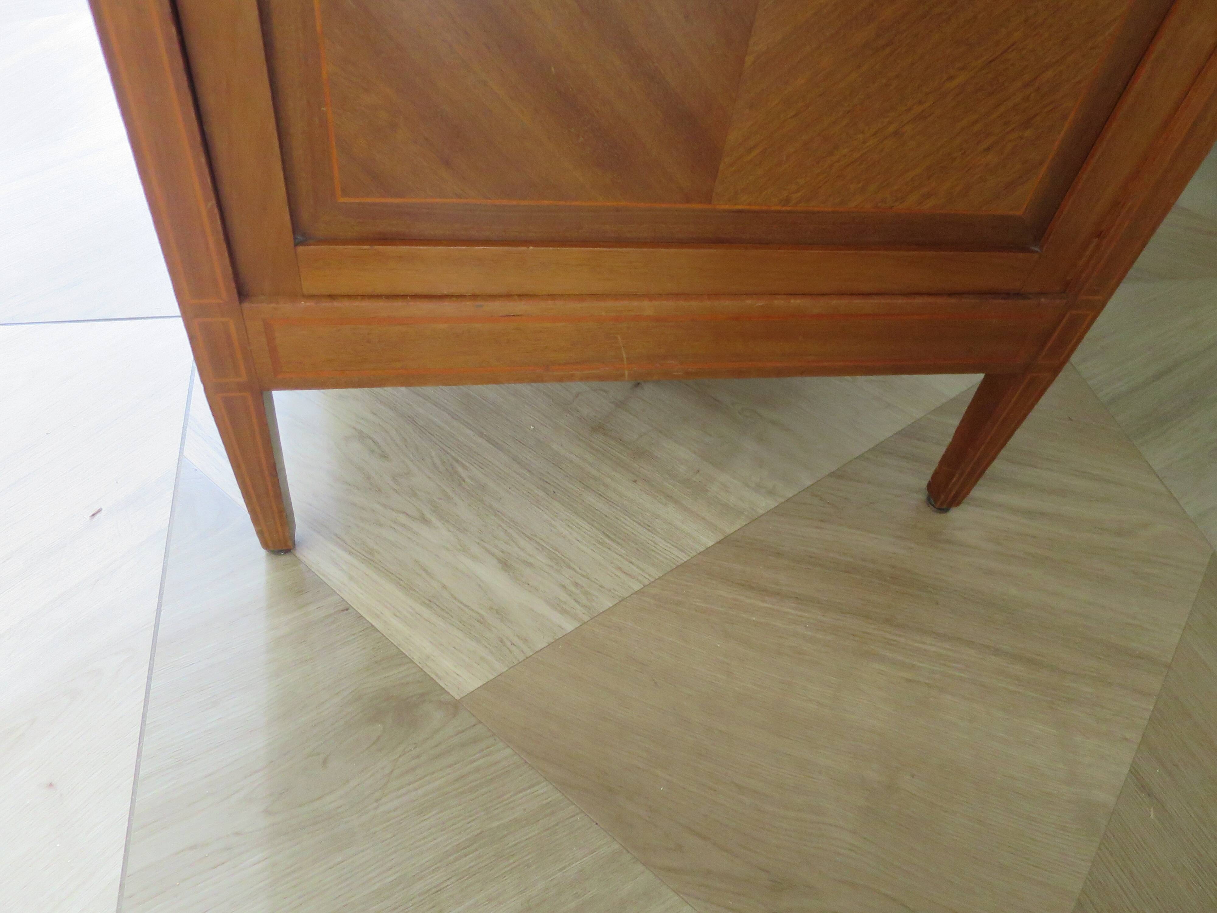 Buffet, bonnetière style Directoire