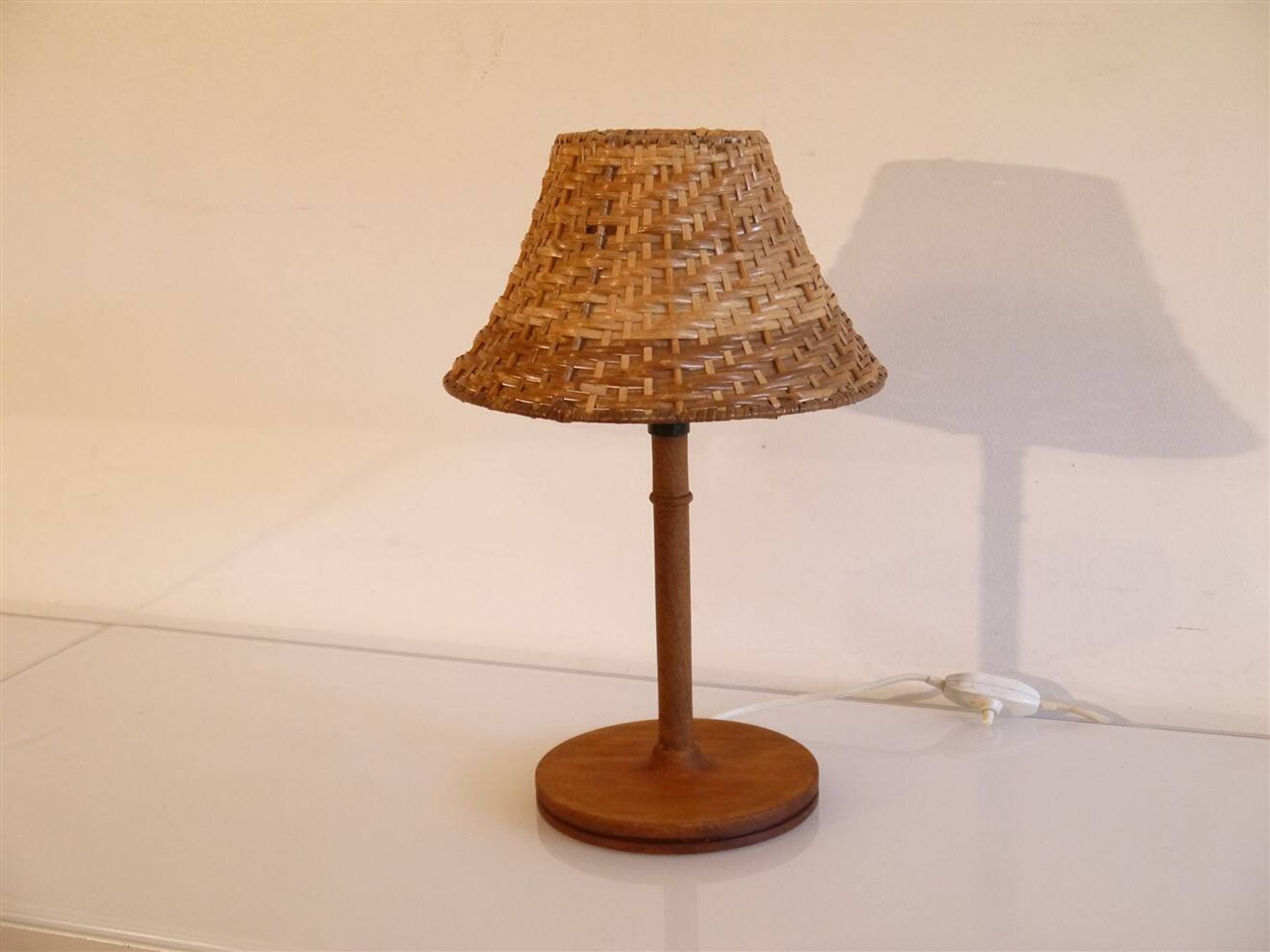 Danish lamp in teak and woven rattan 1960