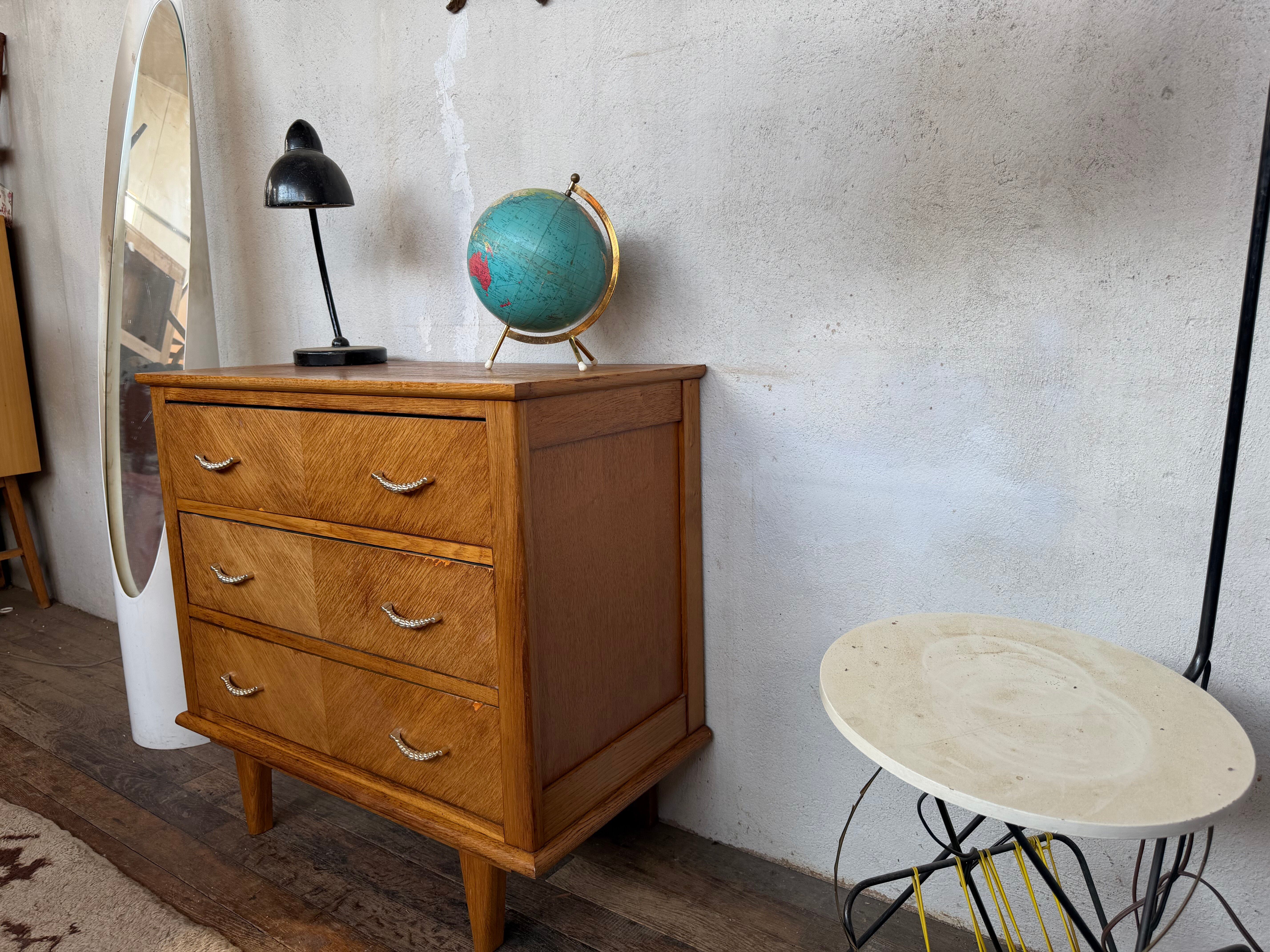 Vintage commode with diamond handles