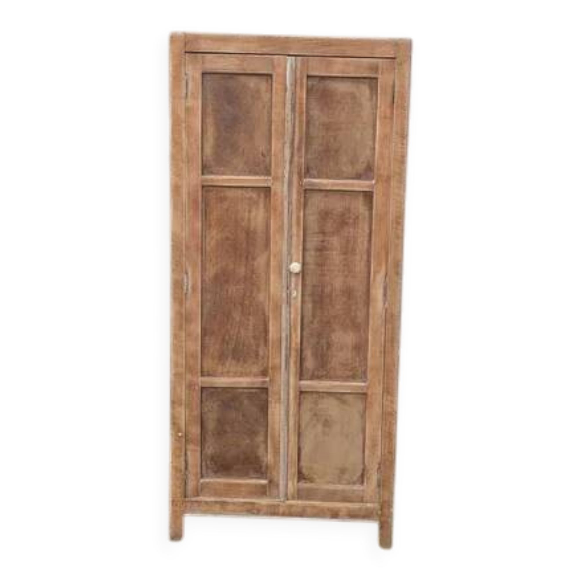 Armoire parisienne