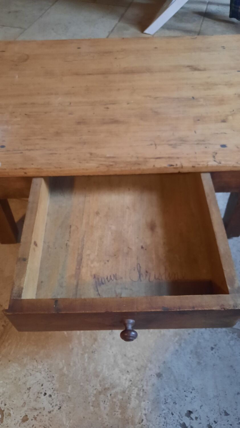 Coffee table 1 drawer