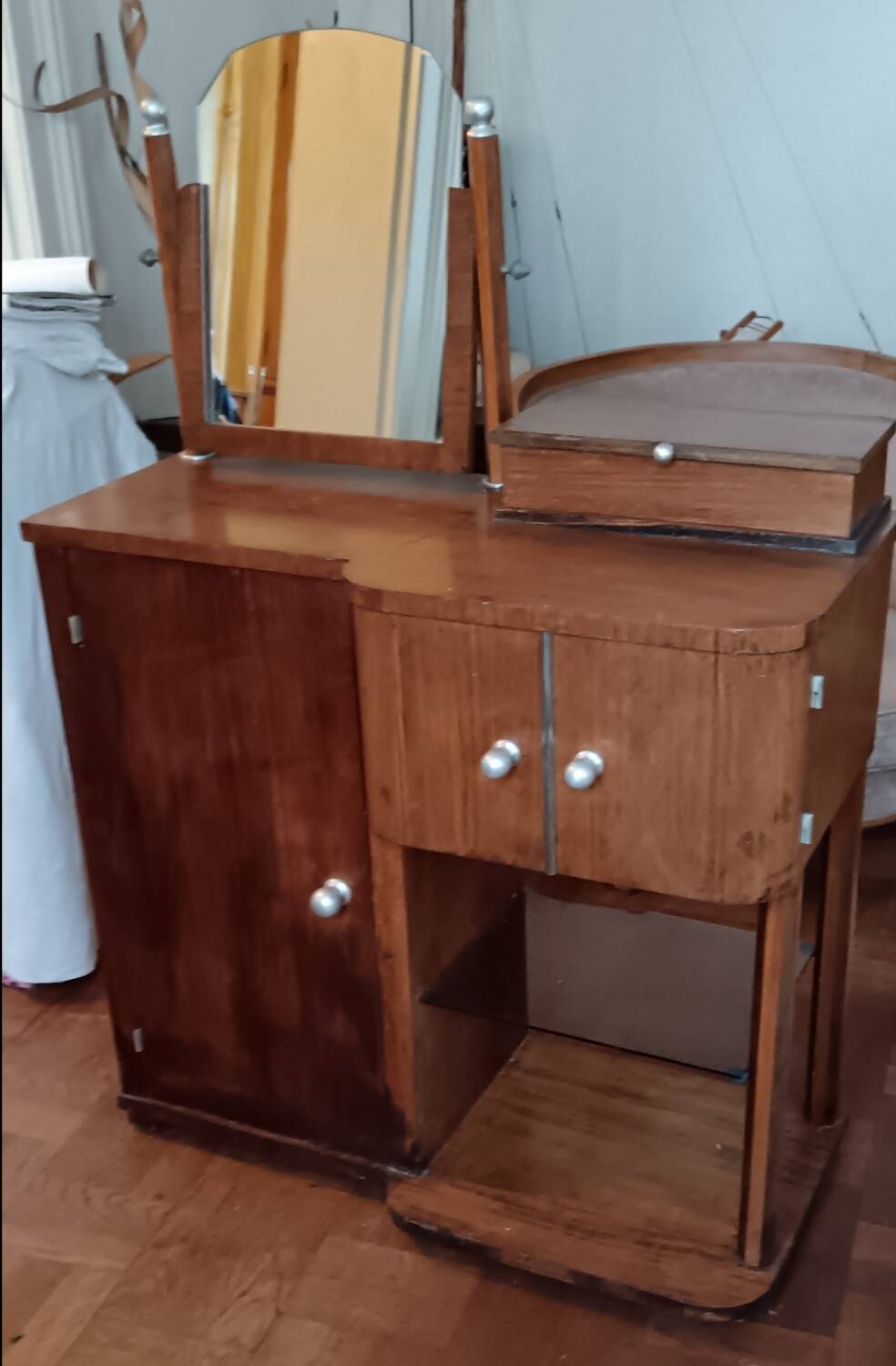 Small Art Deco dressing table/cabinet
