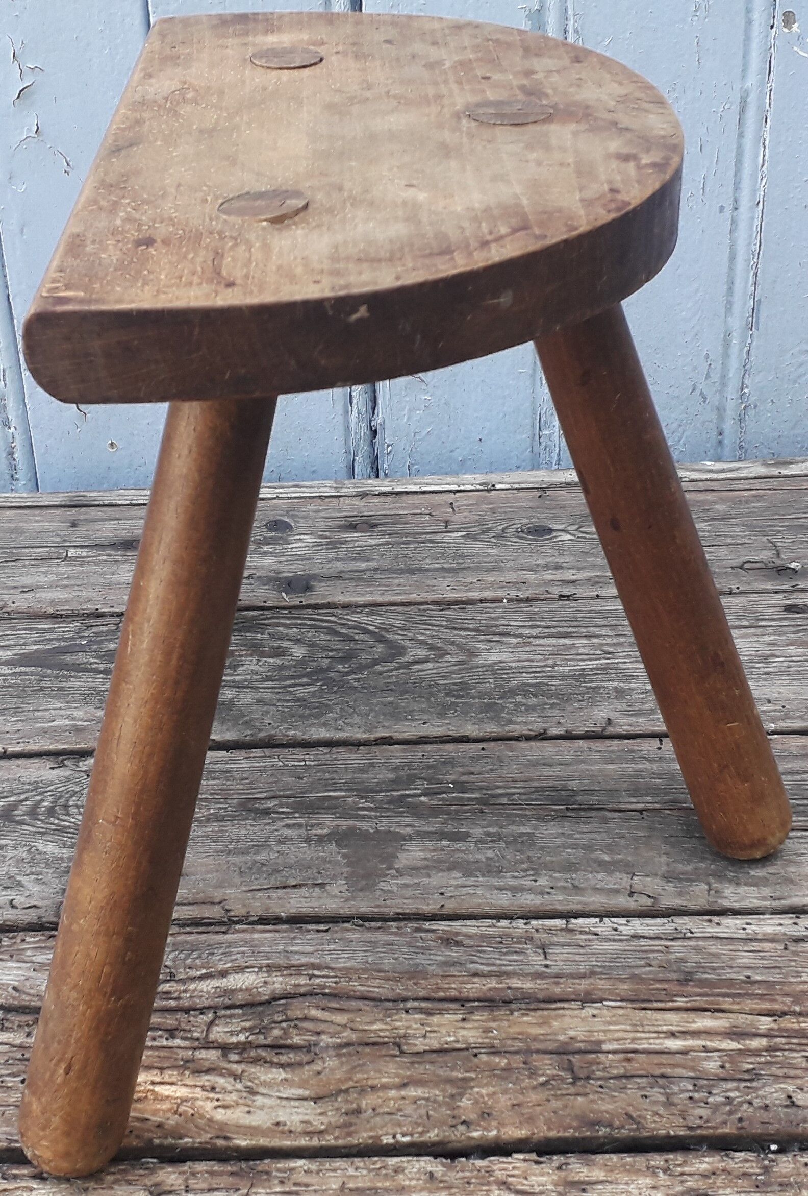 Farm stool