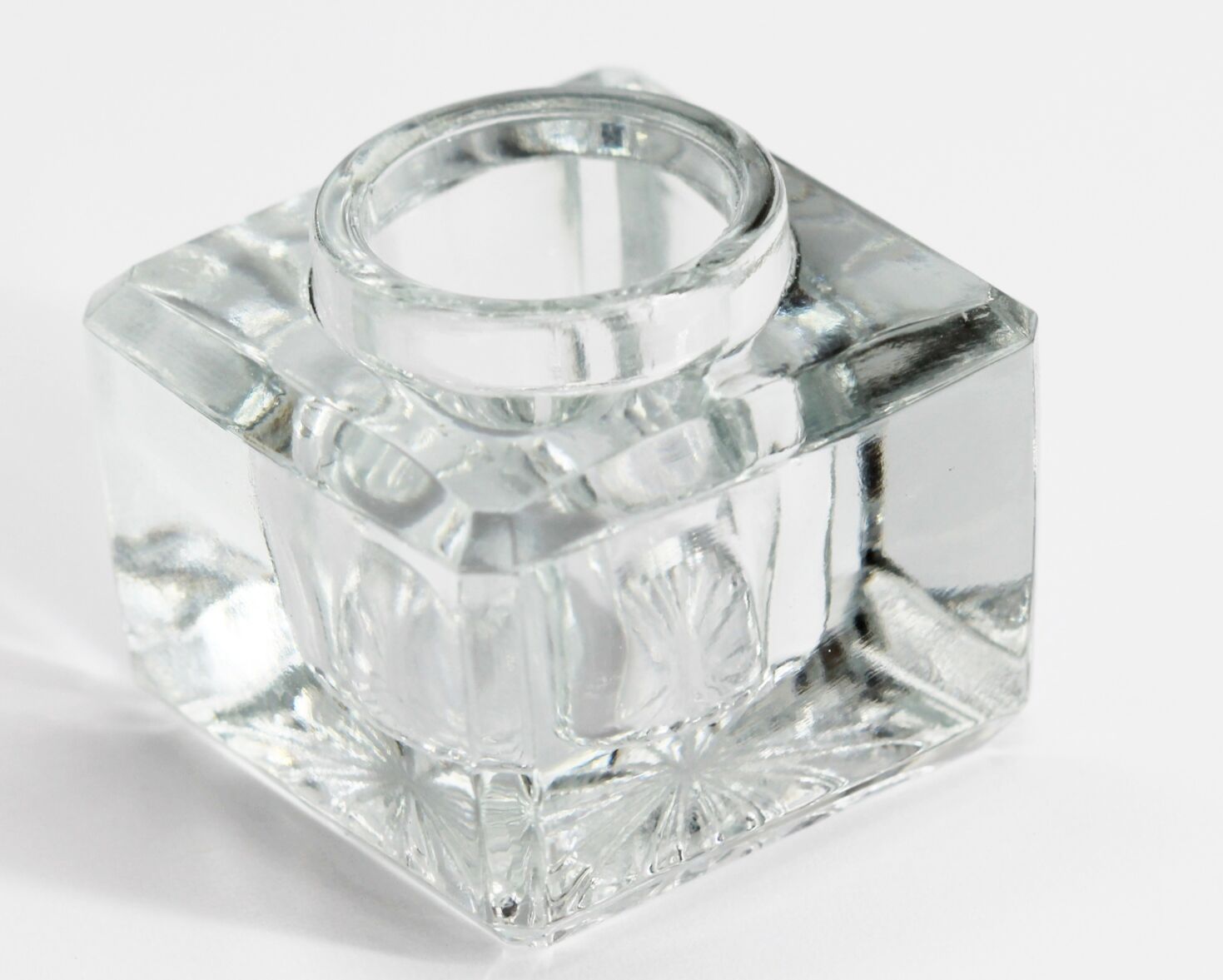 Glass inkwell