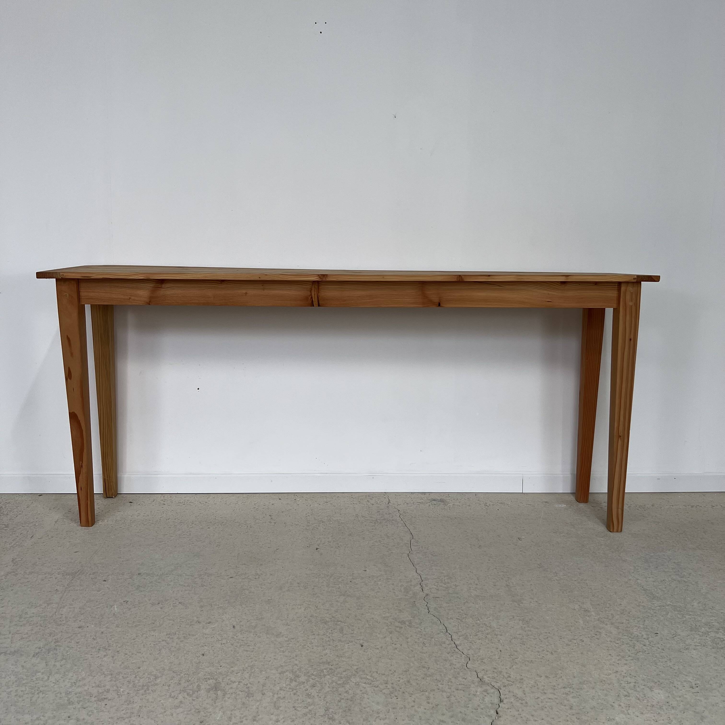 Fine console, side table or school table in wood with spindle legs 160 cm - Vintage retro