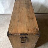 Japanese chest of drawers (tansu)