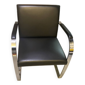 Knoll Studio BRNO armchair