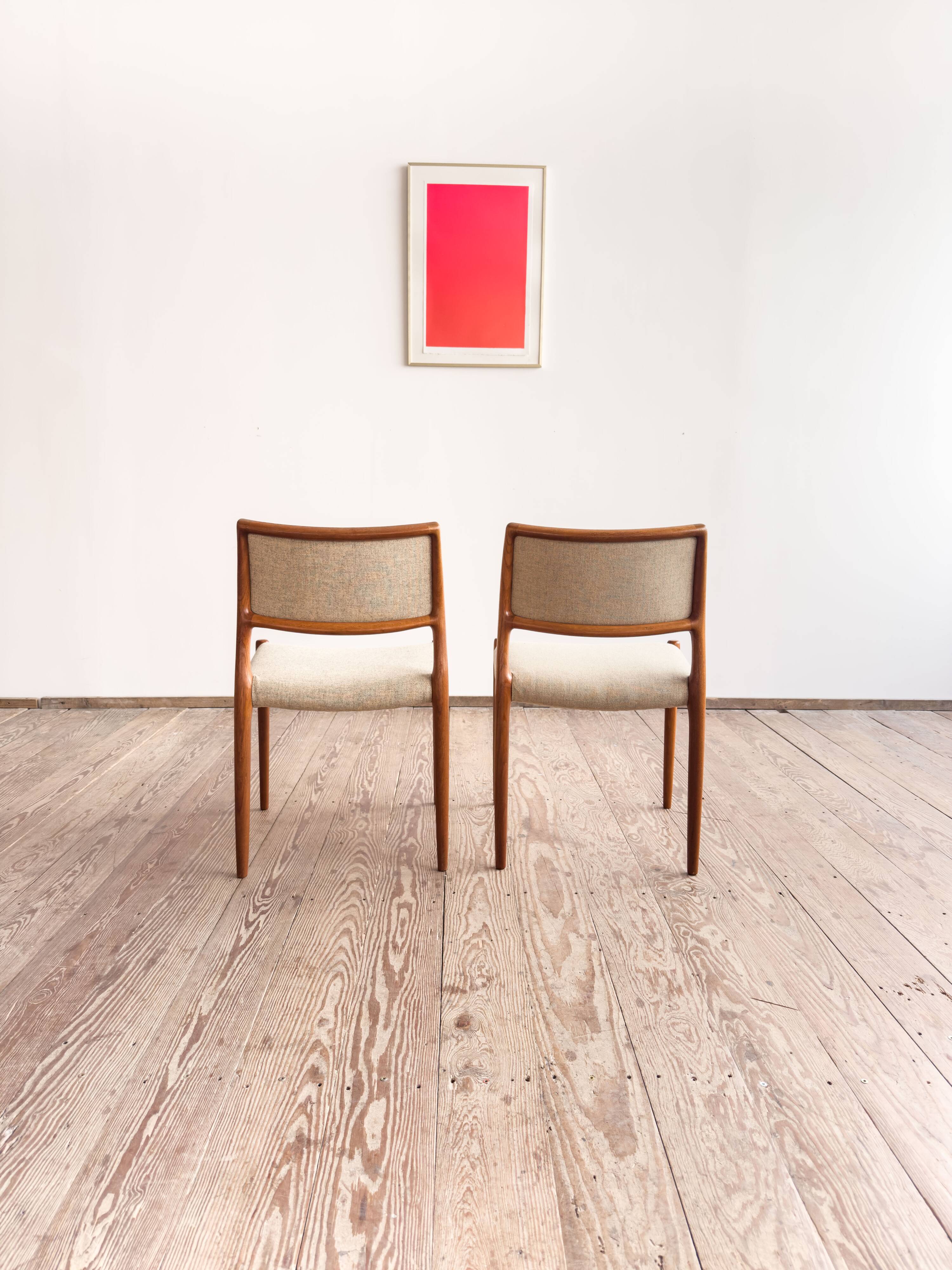Paire de chaises modèle 80 de Niels O. Møller, Denmark