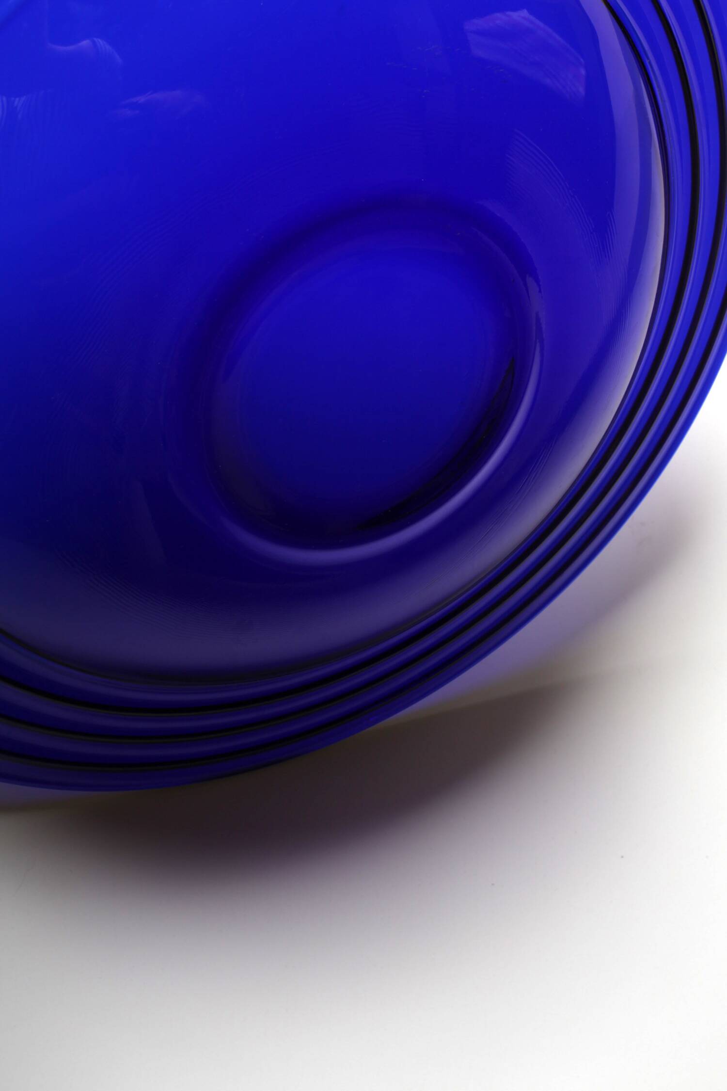 Glass Centerpiece Platter Forum Sapphire / Bormioli Rocco / Italy / 1980s