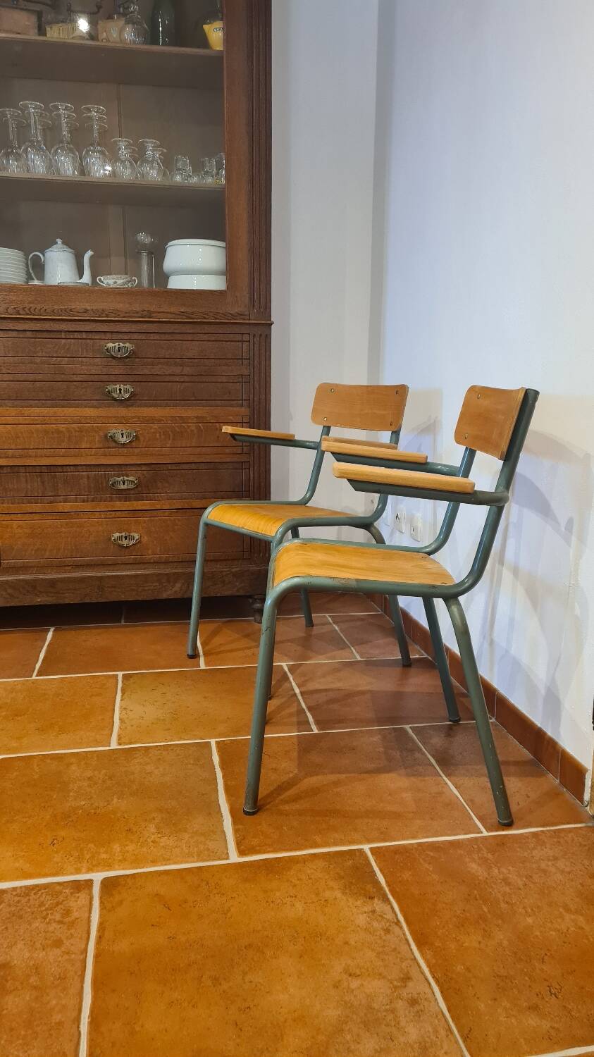 School chairs
