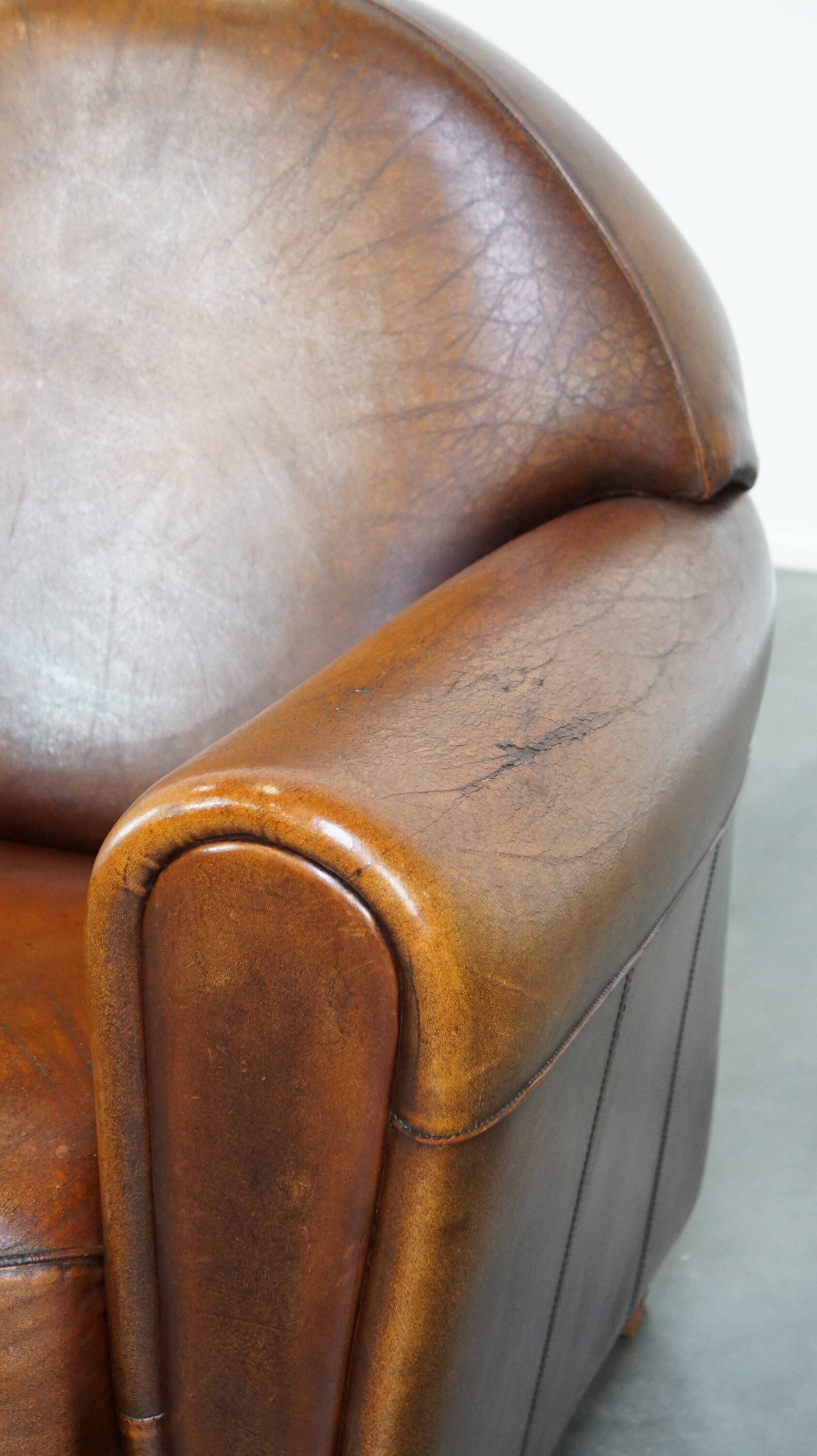 Large sheep leather design armchair