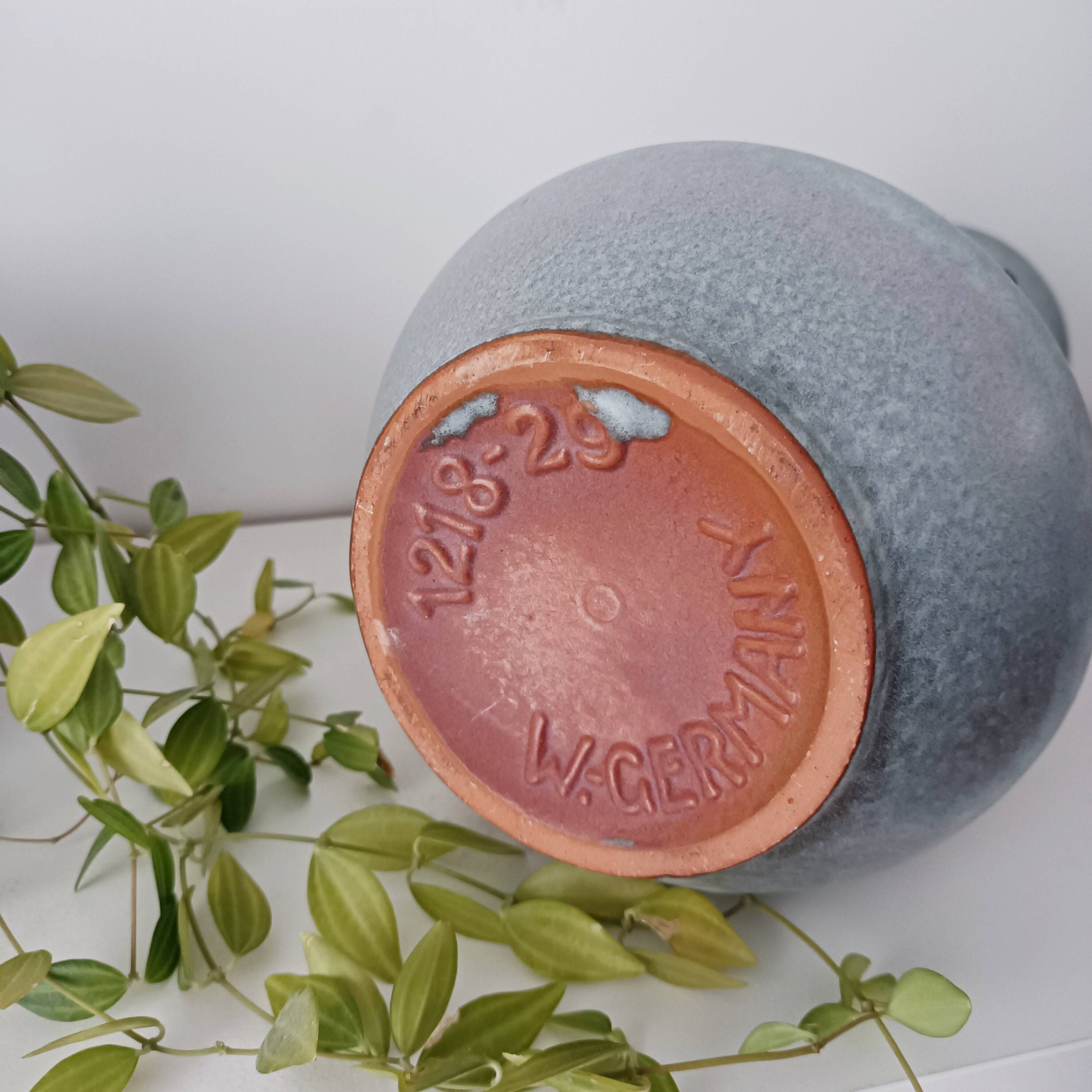 Fat lava vase Carstens West Germany 1218-29