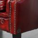 Ensemble de 6 fauteuils club Chesterfield en cuir de vache anglais