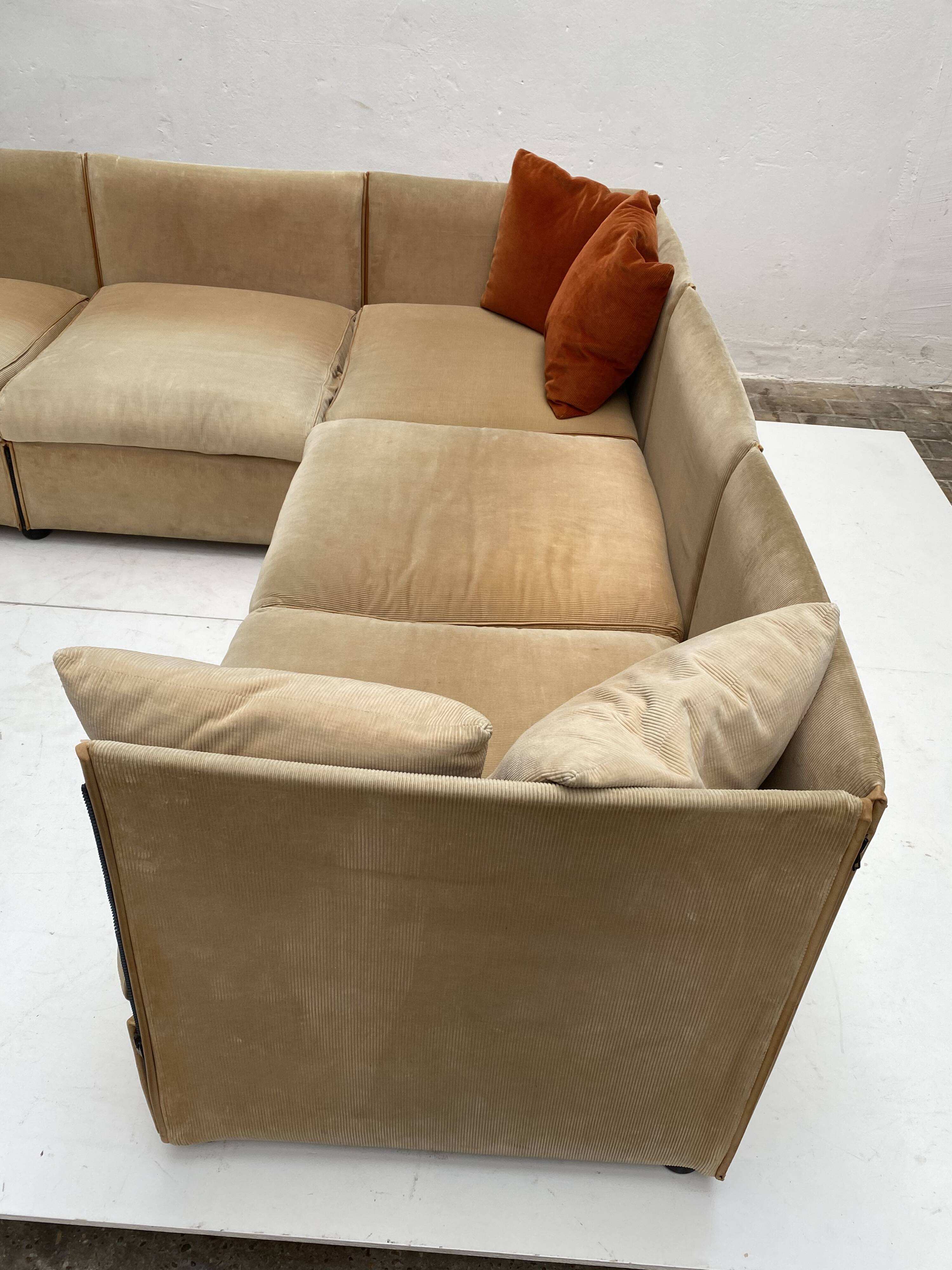 Large "Landeau" Modular Sofa by Mario Bellini for Cassina, 1970's