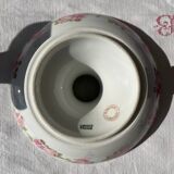 Set of 2 porcelain fruit bowls and dishes.