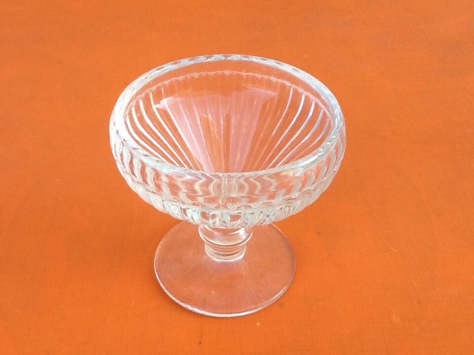 Set of 4 ice cream cups on foot transparent glass made in france