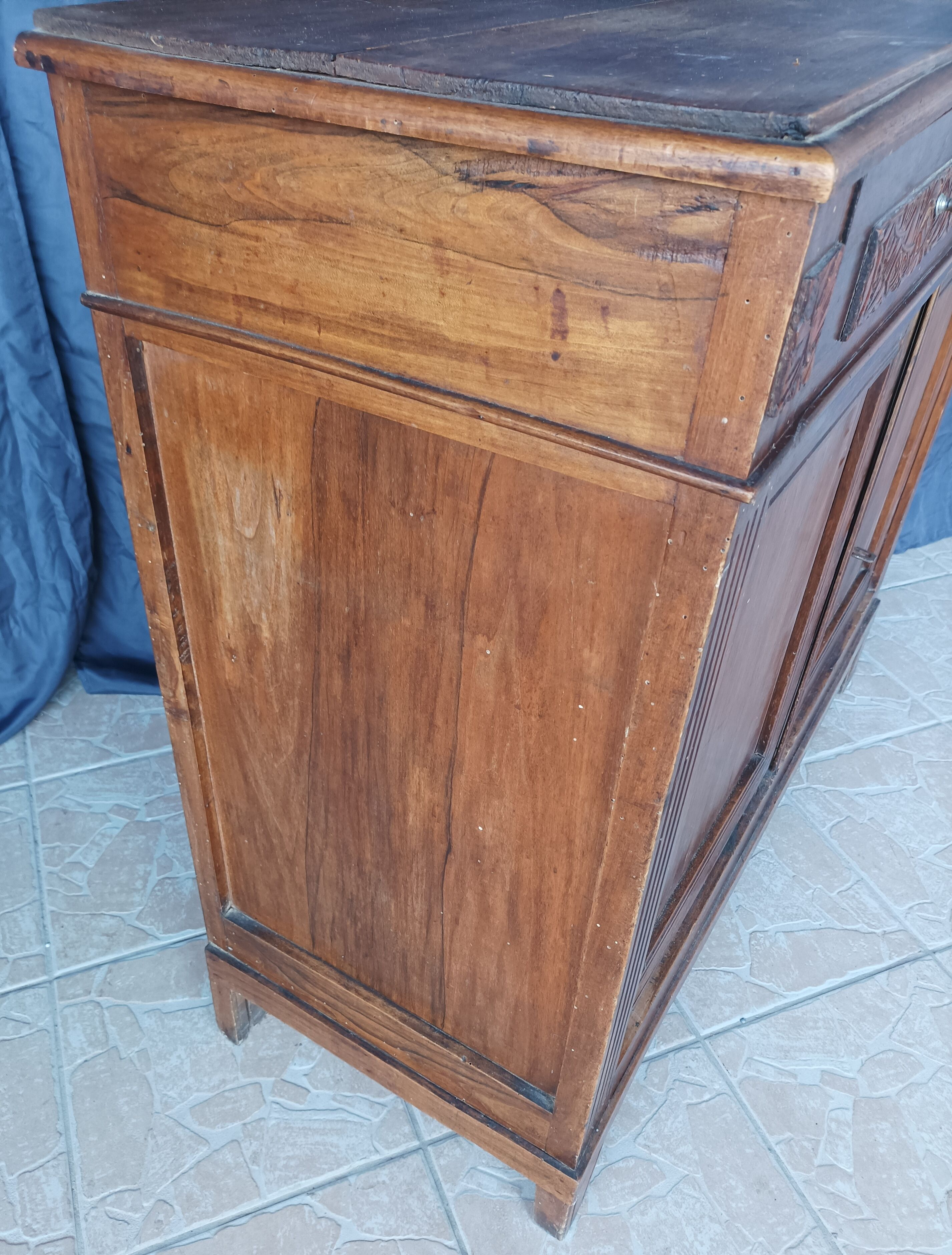 Low art deco walnut sideboard