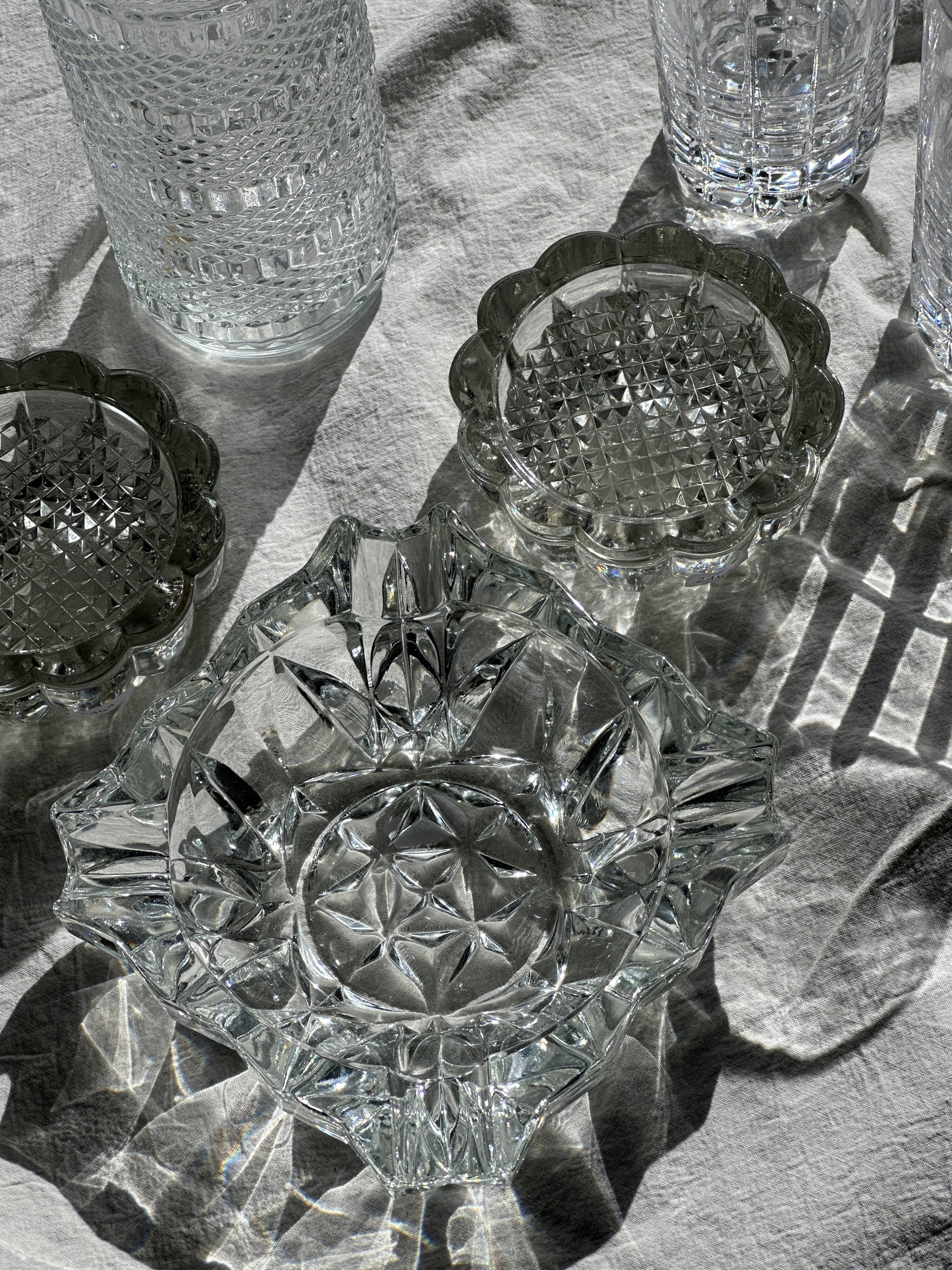 Large square ashtray large diamond tips