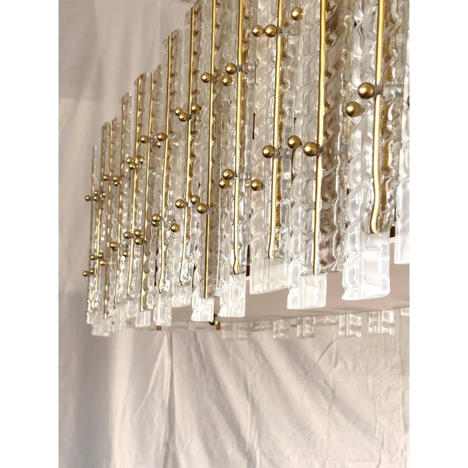 Chandelier en verre de Murano doré tropical moderne italien de luxe par Simoeng