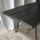 Table et bancs en bois brutalistes