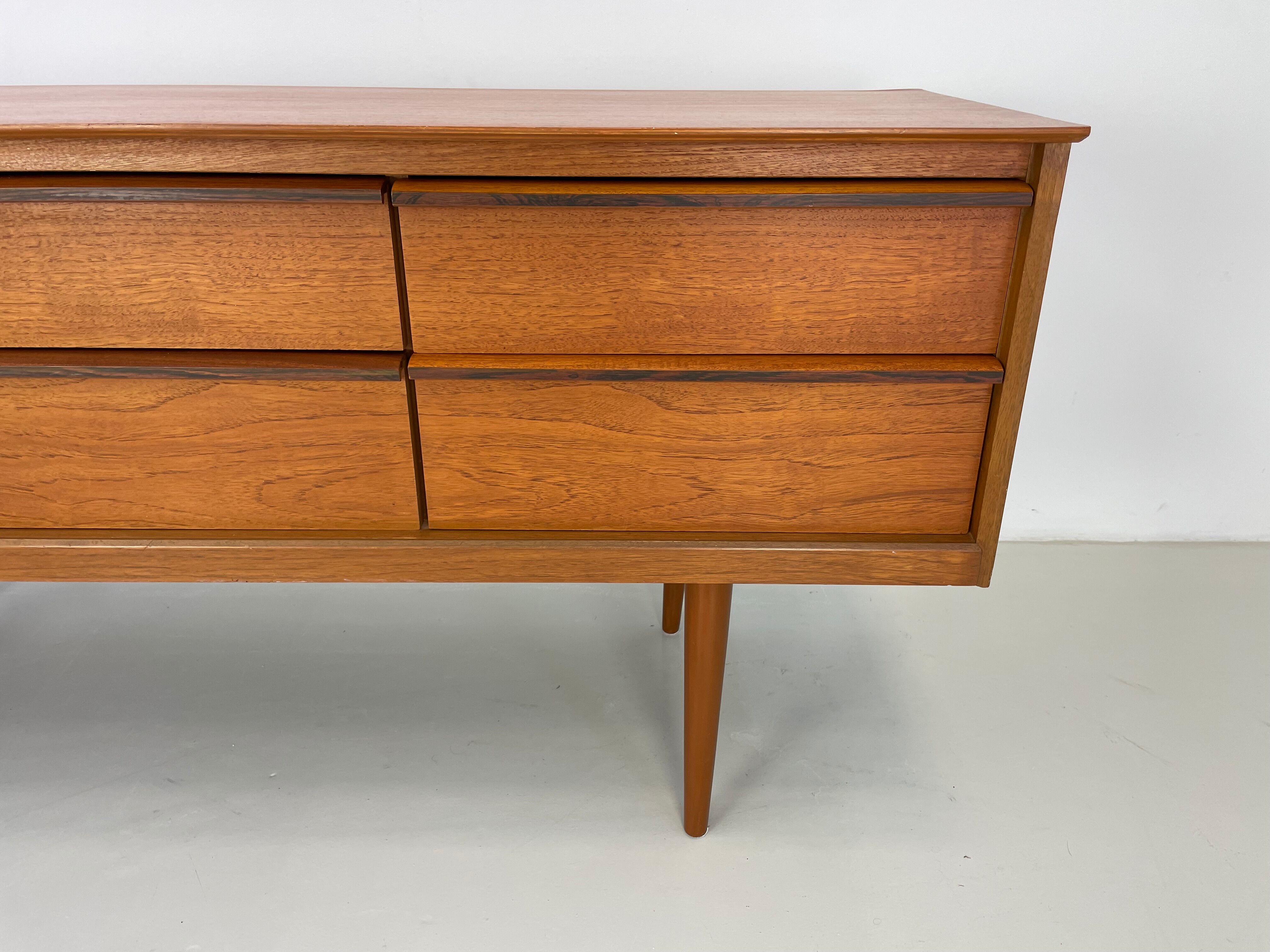 Vintage Austinsuite sideboard 1960's