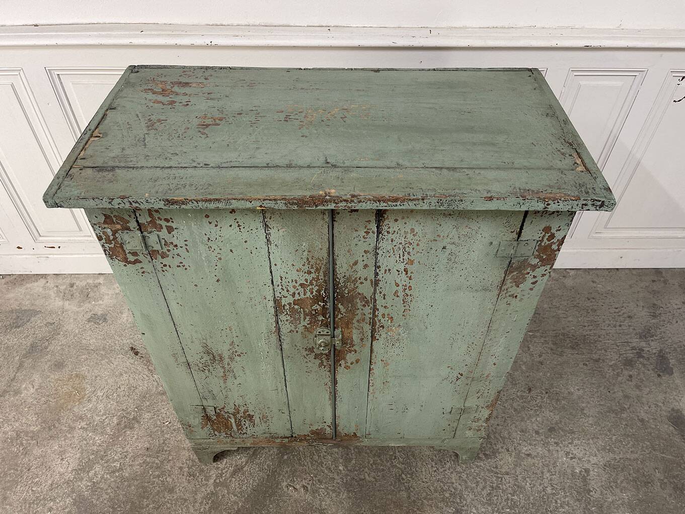 Parisian buffet 1900 greenish-blue patina