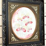 Butterfly frame