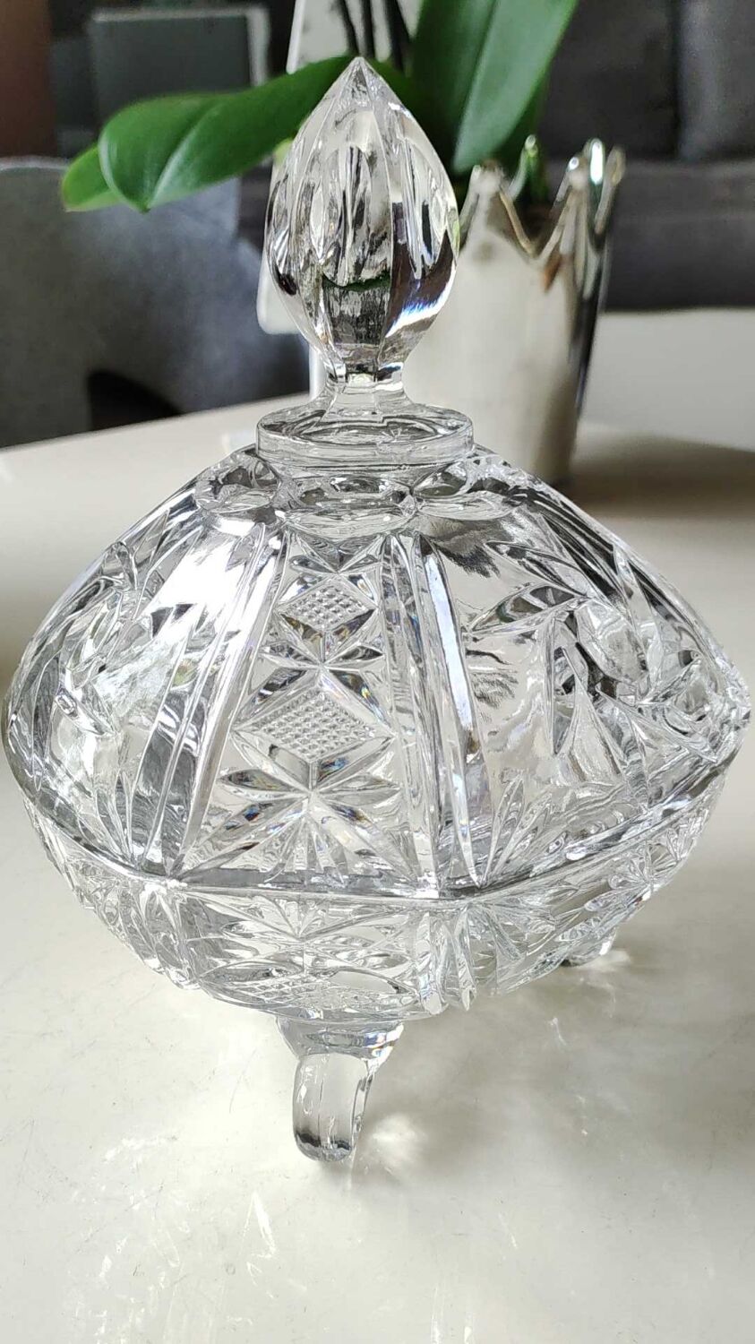 Vintage hexagonal Bohemian crystal bonbonnière/sweetener
