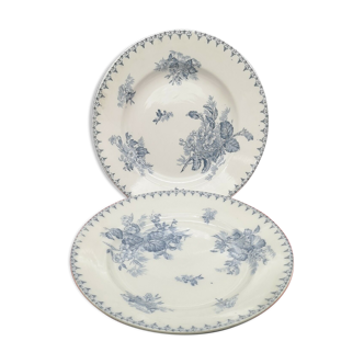 Pair of round dishes in Sarreguemines earthenware model Flore.