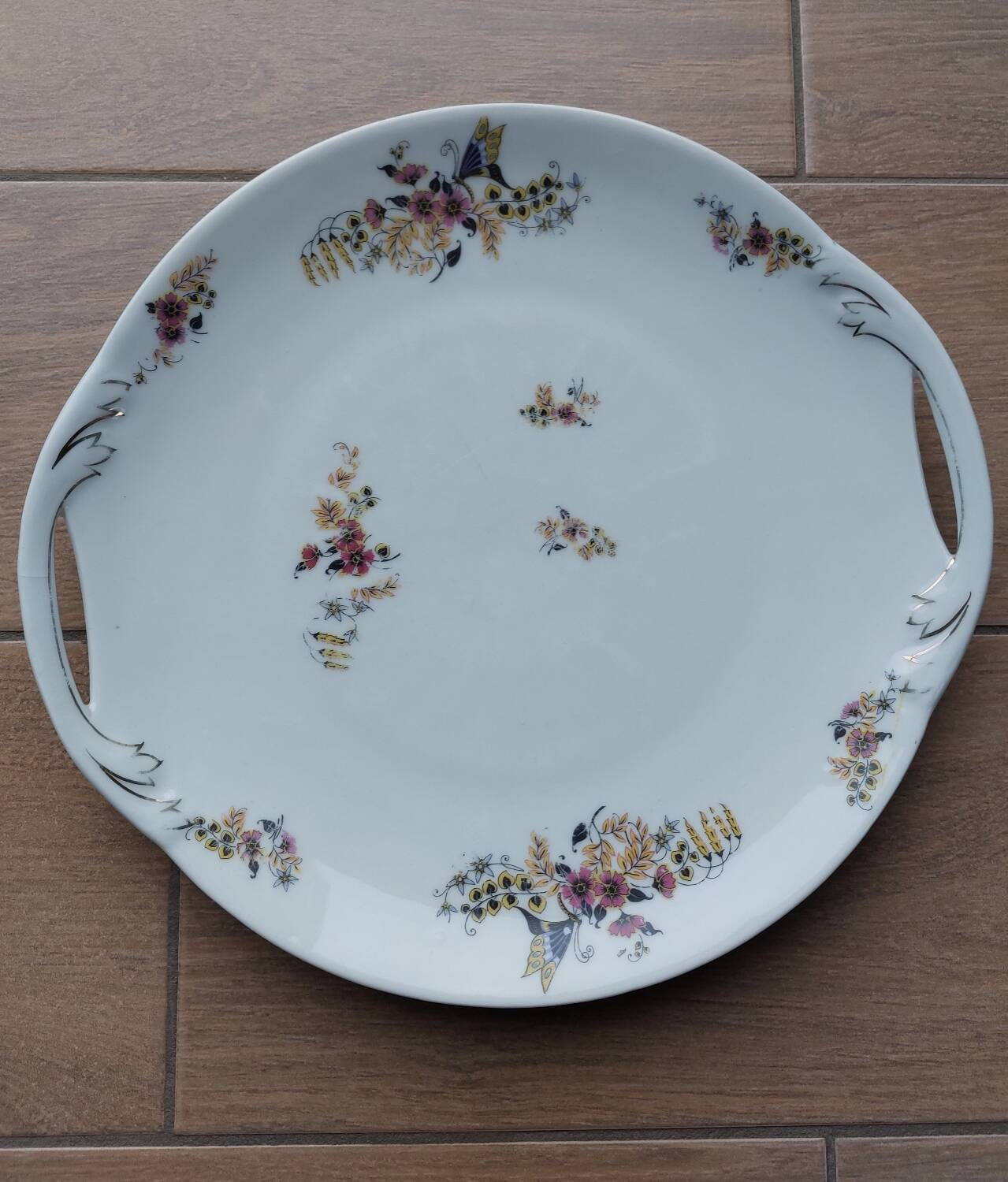 Porcelain pie dish, cake dish